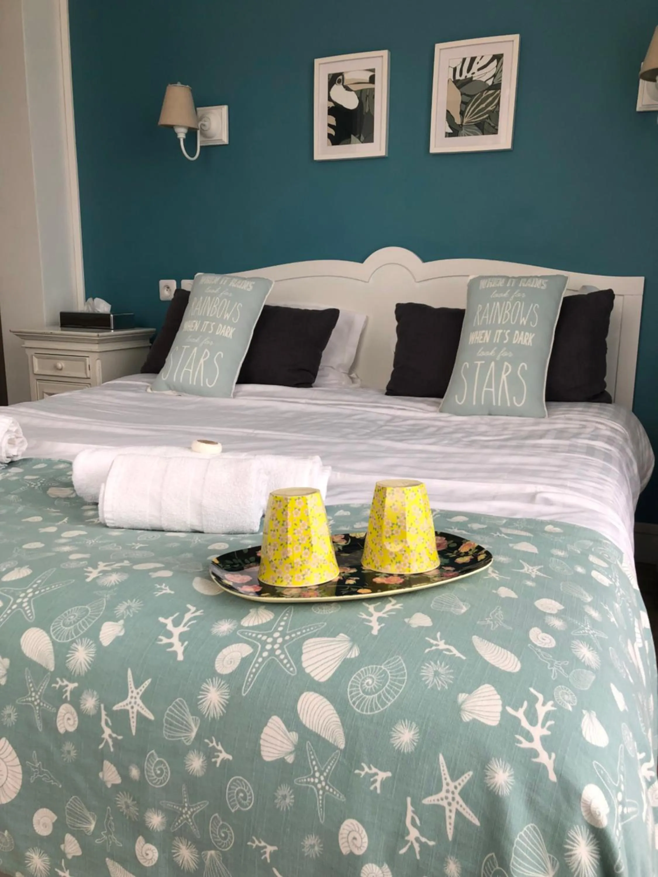 Bed in Hotel Les Embruns