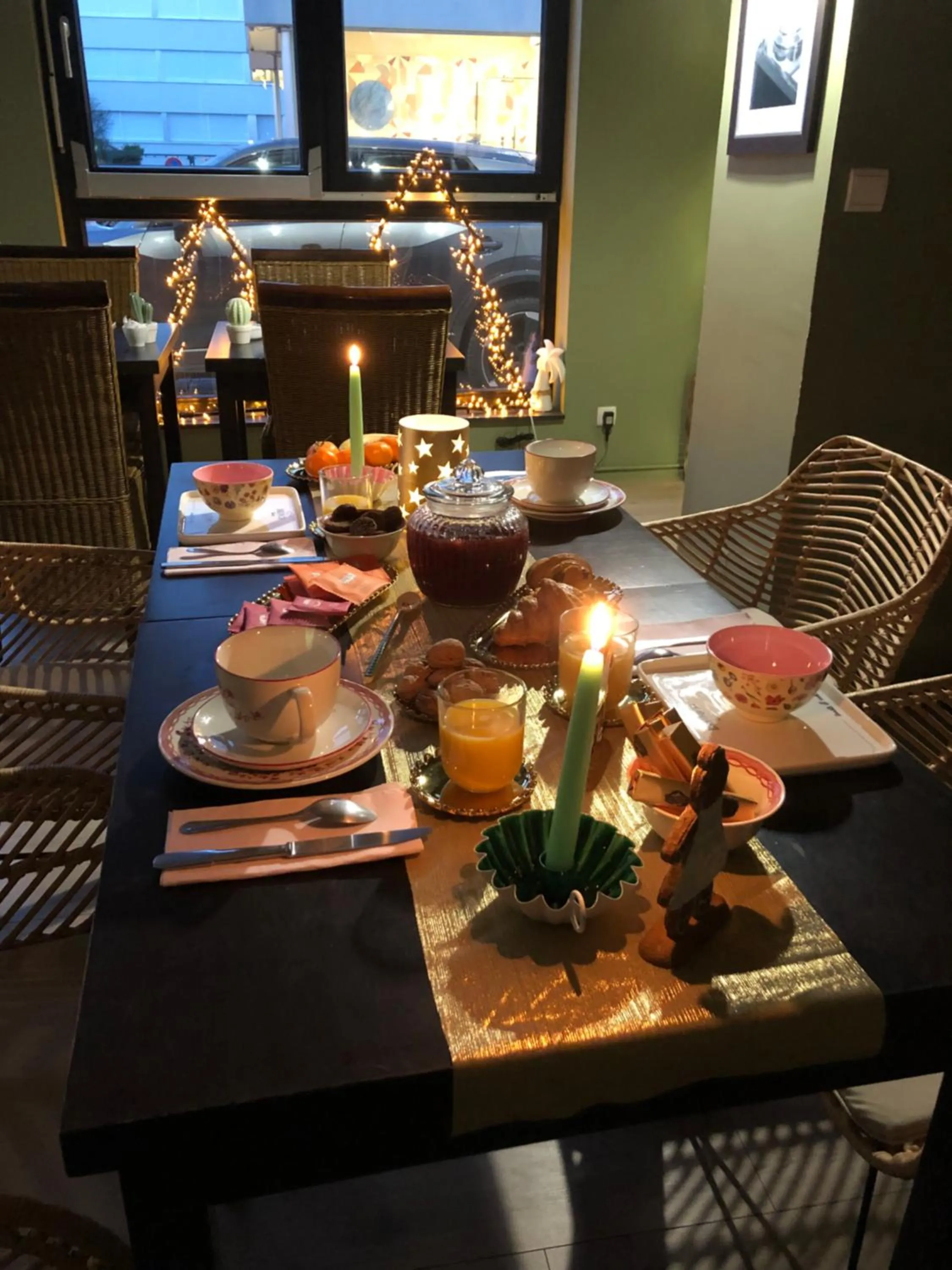 Breakfast in Hotel Les Embruns