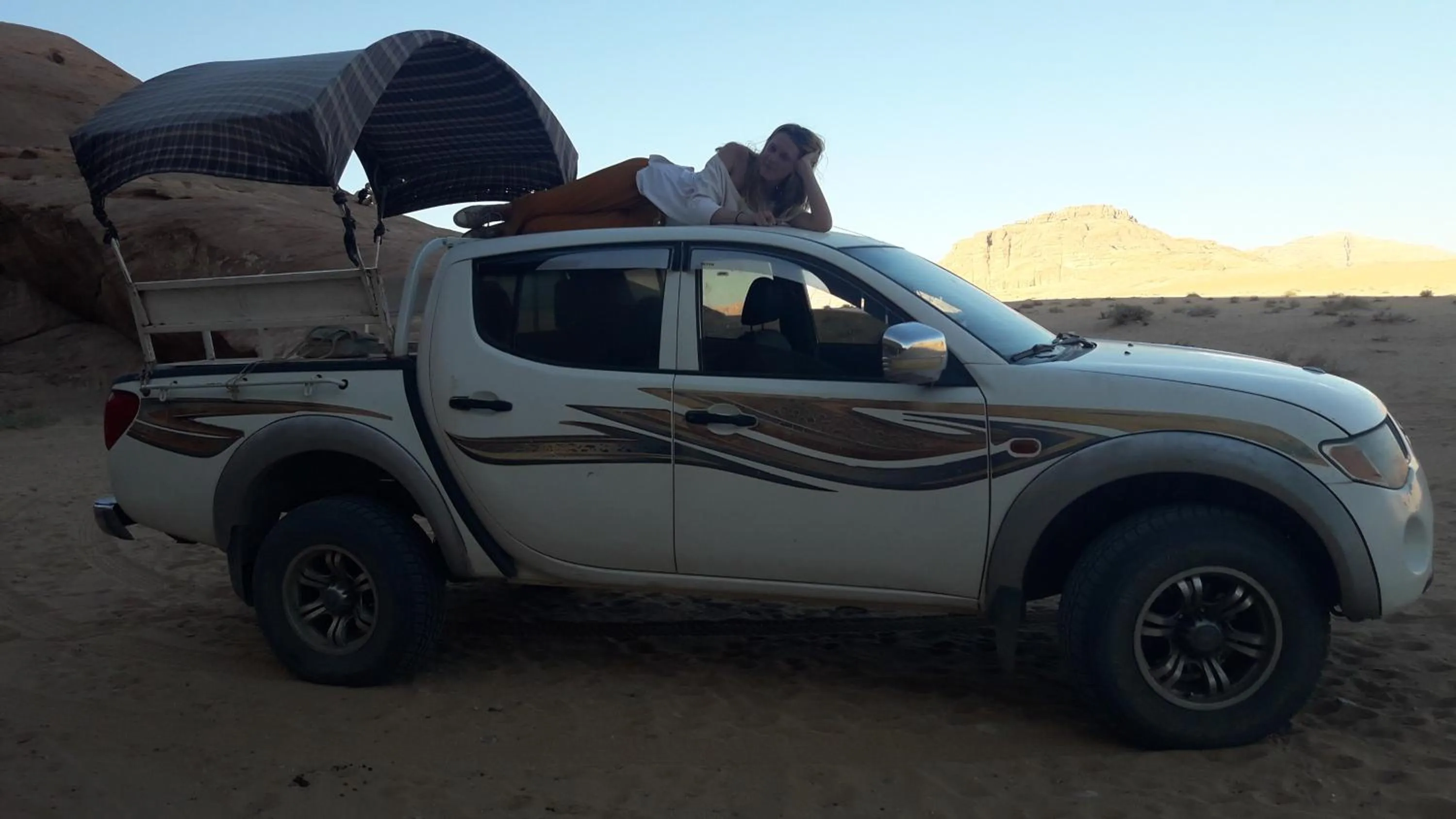 Neighbourhood in WadiRum Mobile Camp