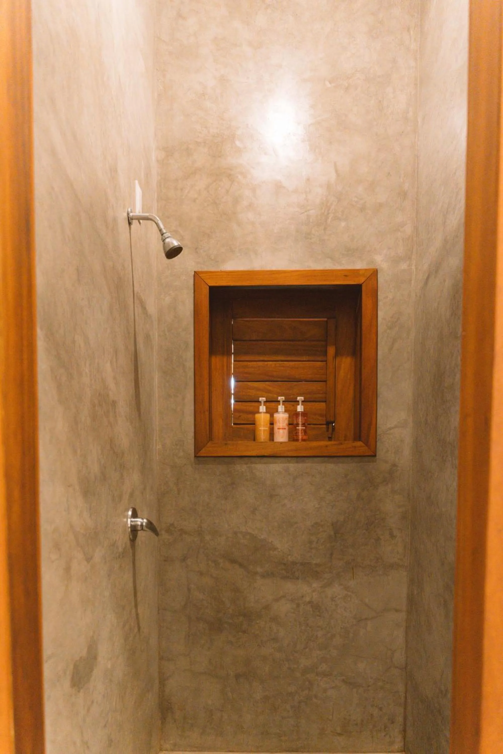 Shower in Villa Binn Preá