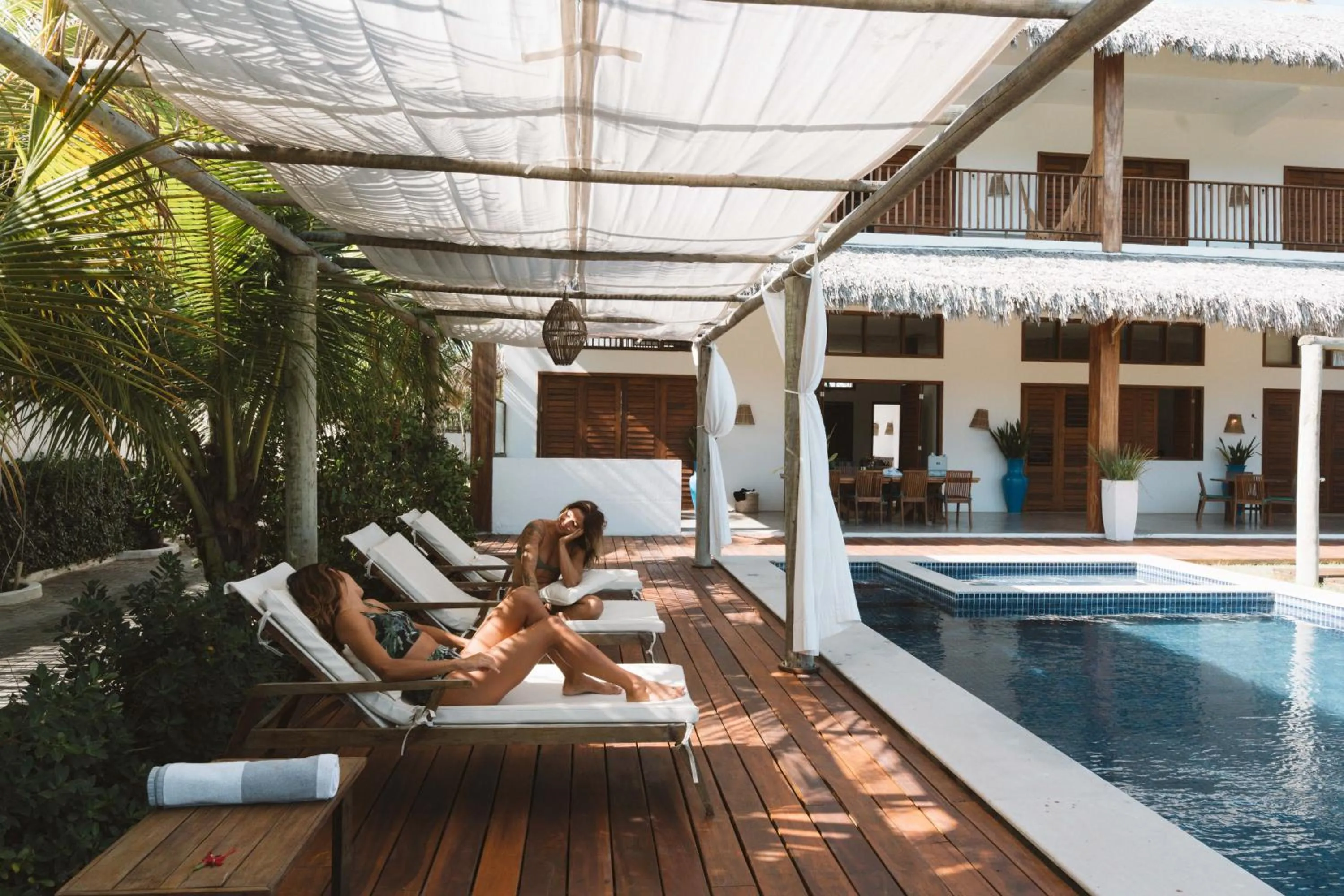 Swimming pool in Villa Binn Preá