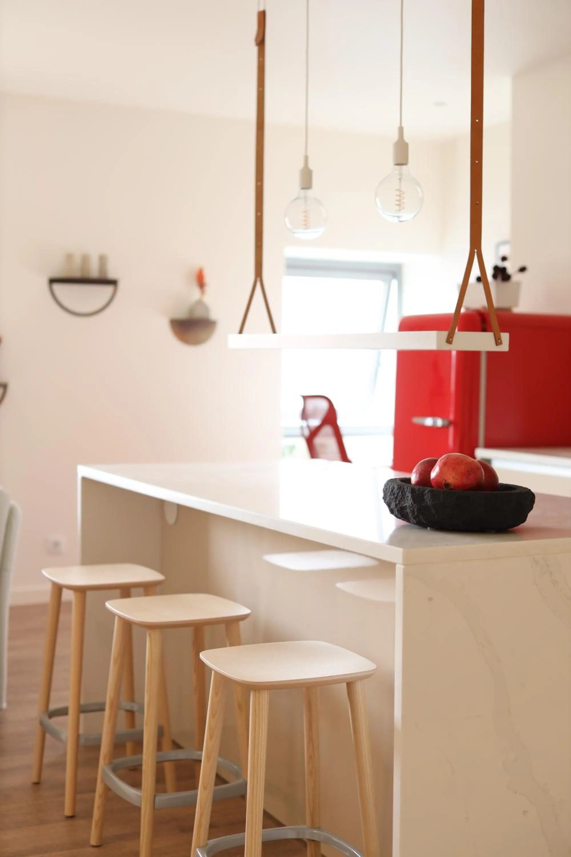 Kitchen or kitchenette in Three House Hotel
