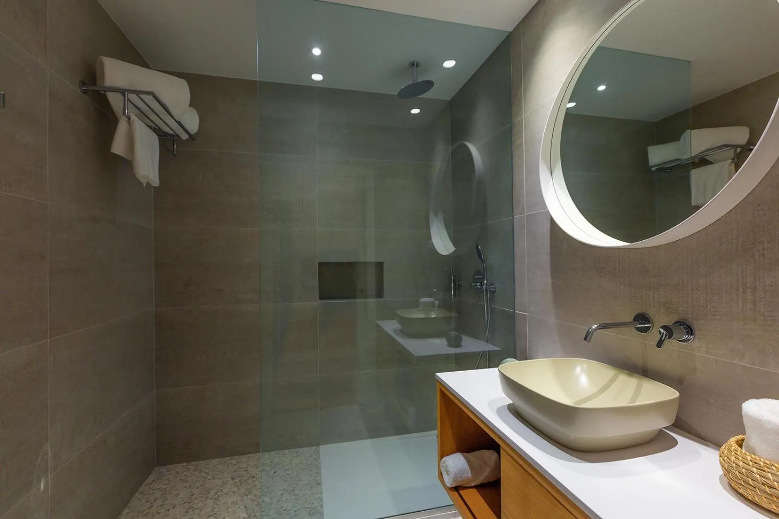 Bathroom in Three House Hotel