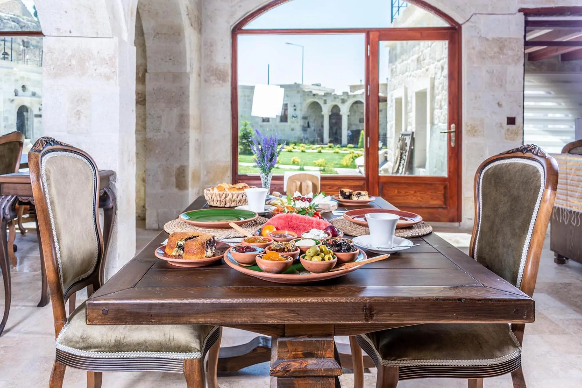 Breakfast in Zeydem Suites
