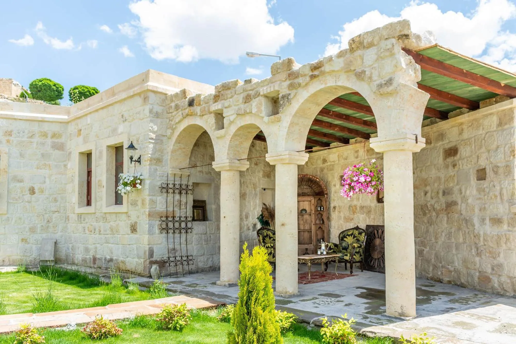 Garden in Zeydem Suites