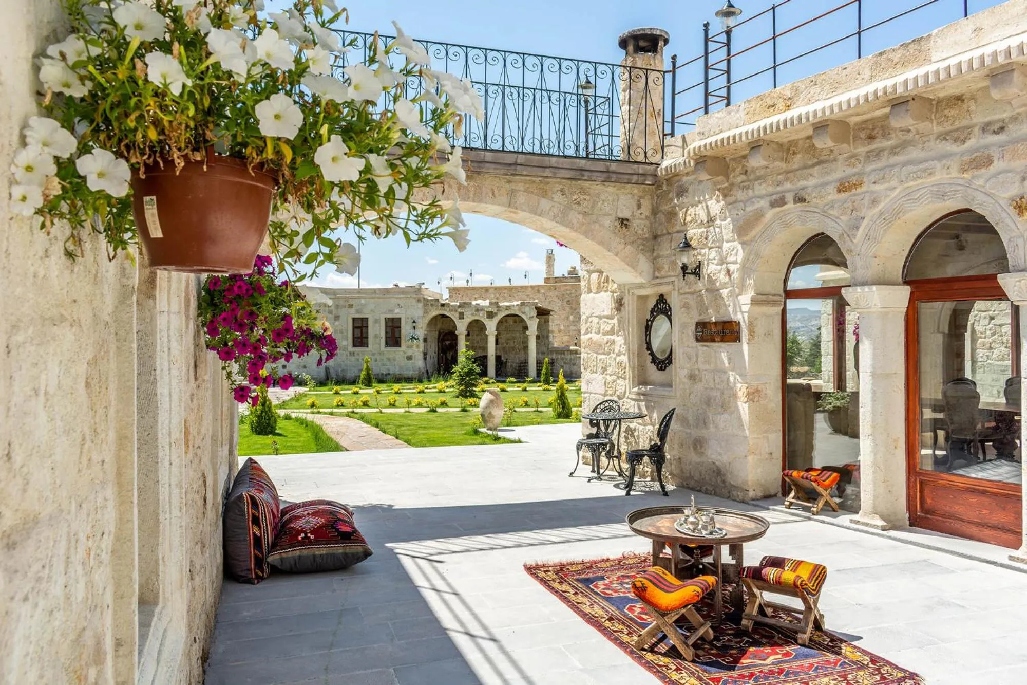 Breakfast in Zeydem Suites