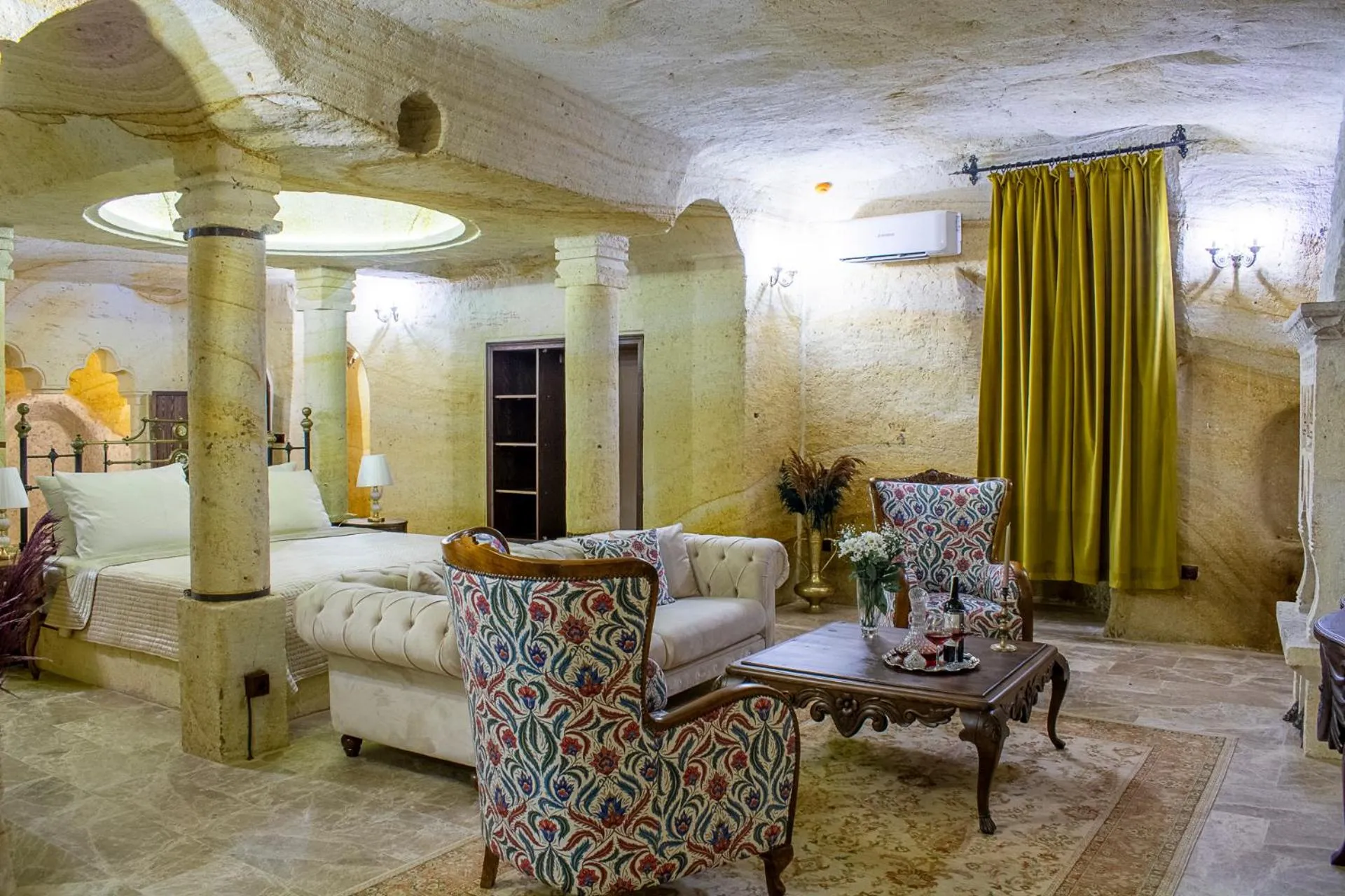 Living room, Bed in Zeydem Suites