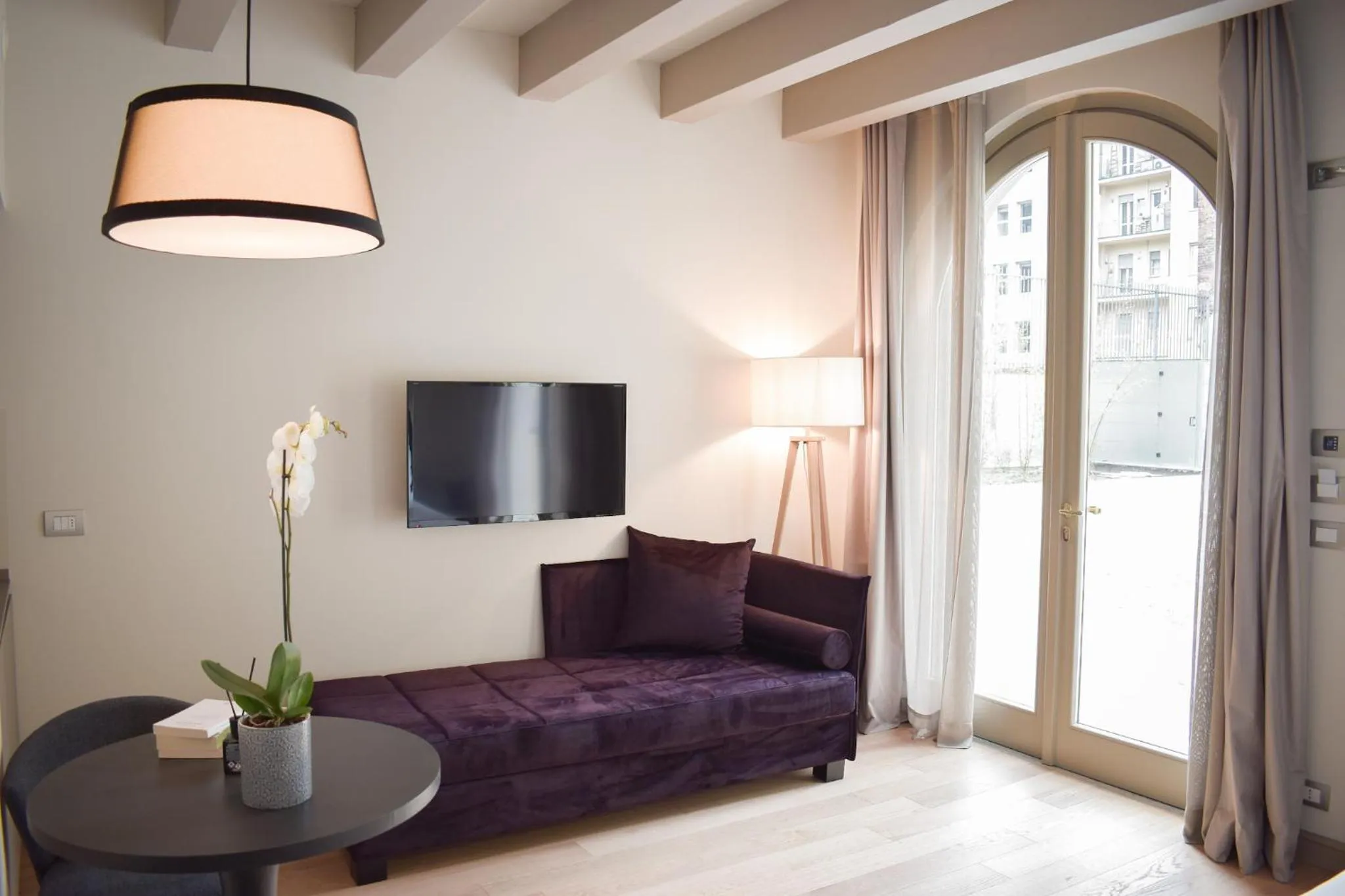 Living room in Opera35 Boutique Hotel