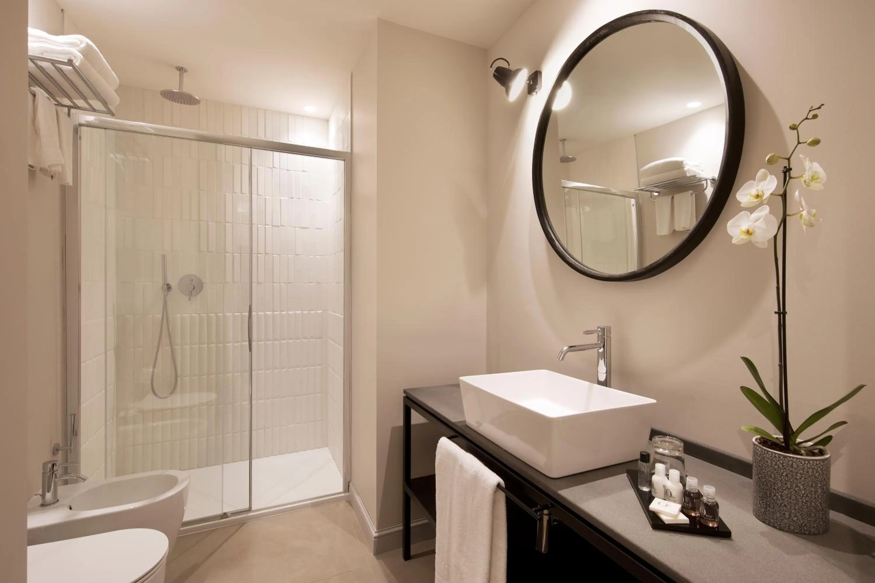 Bathroom in Opera35 Boutique Hotel