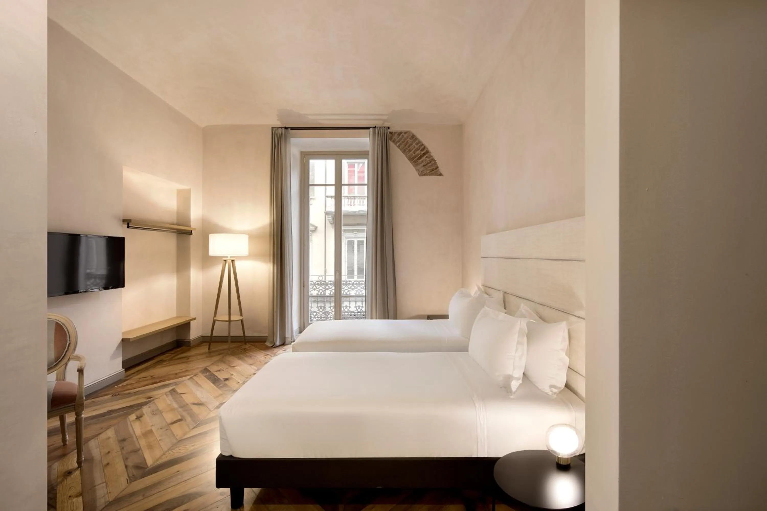 Bedroom, Bed in Opera35 Boutique Hotel