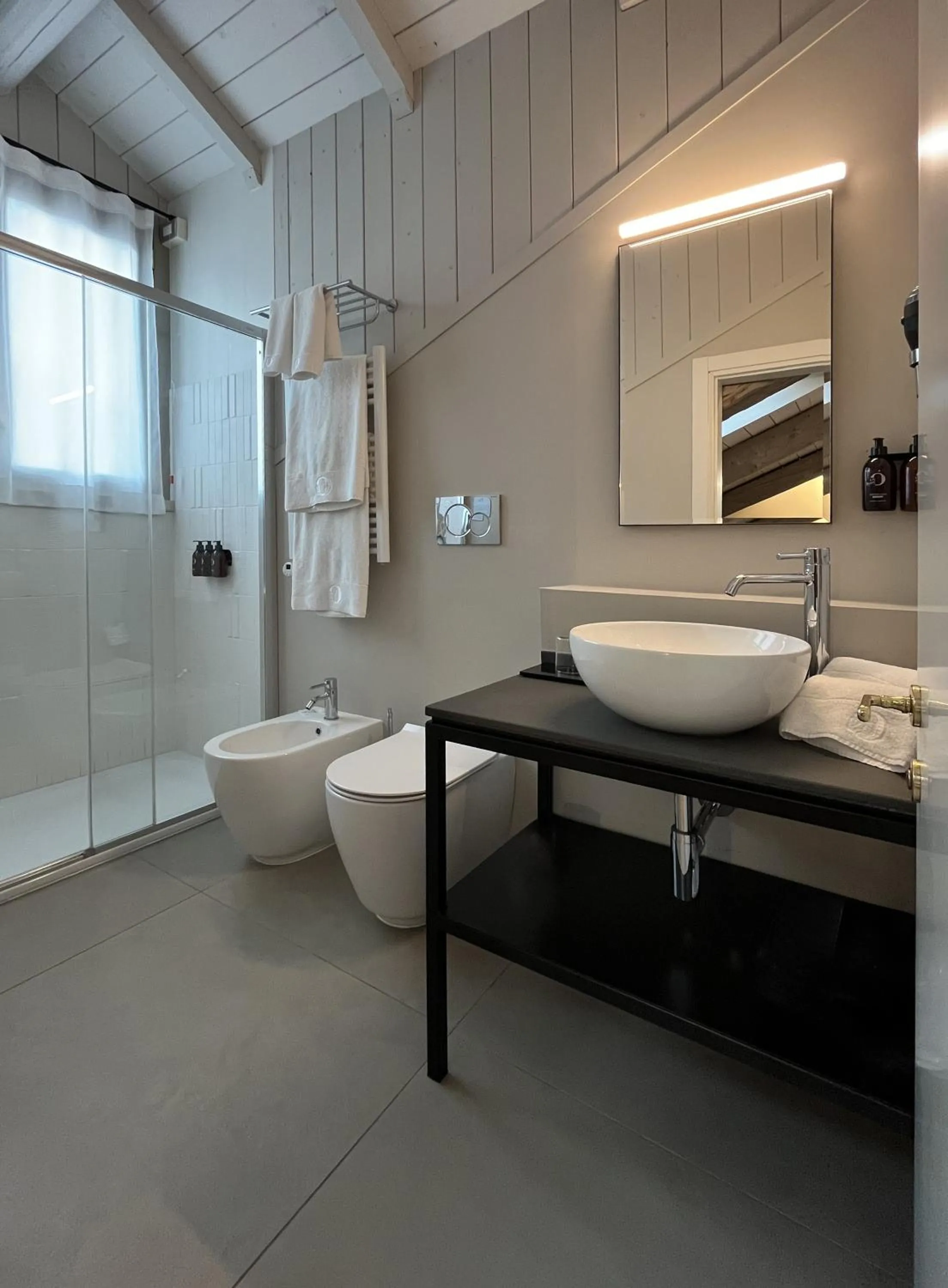 Bathroom in Opera35 Boutique Hotel