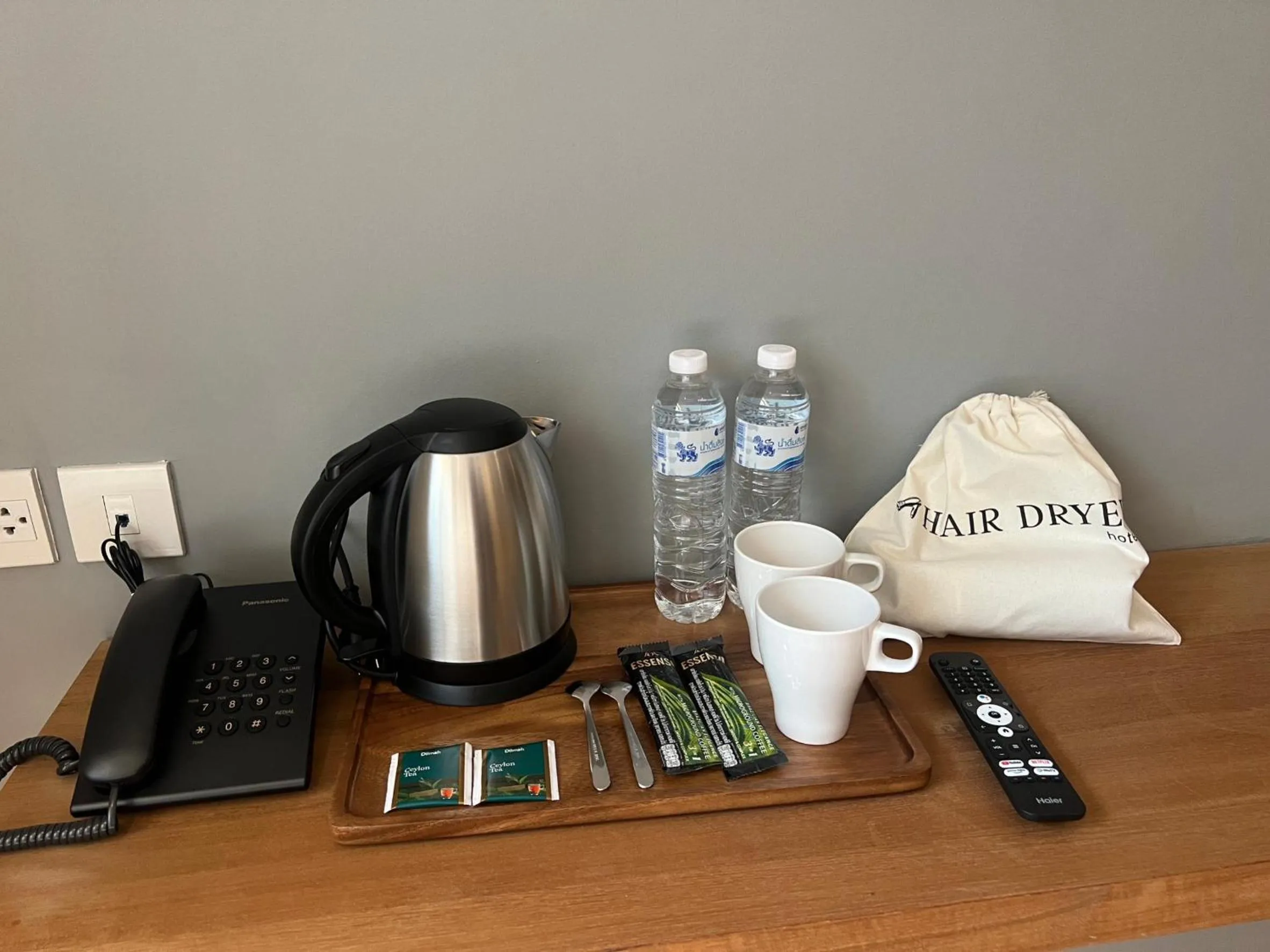 Coffee/tea facilities in Woodstory Boutique Hotel