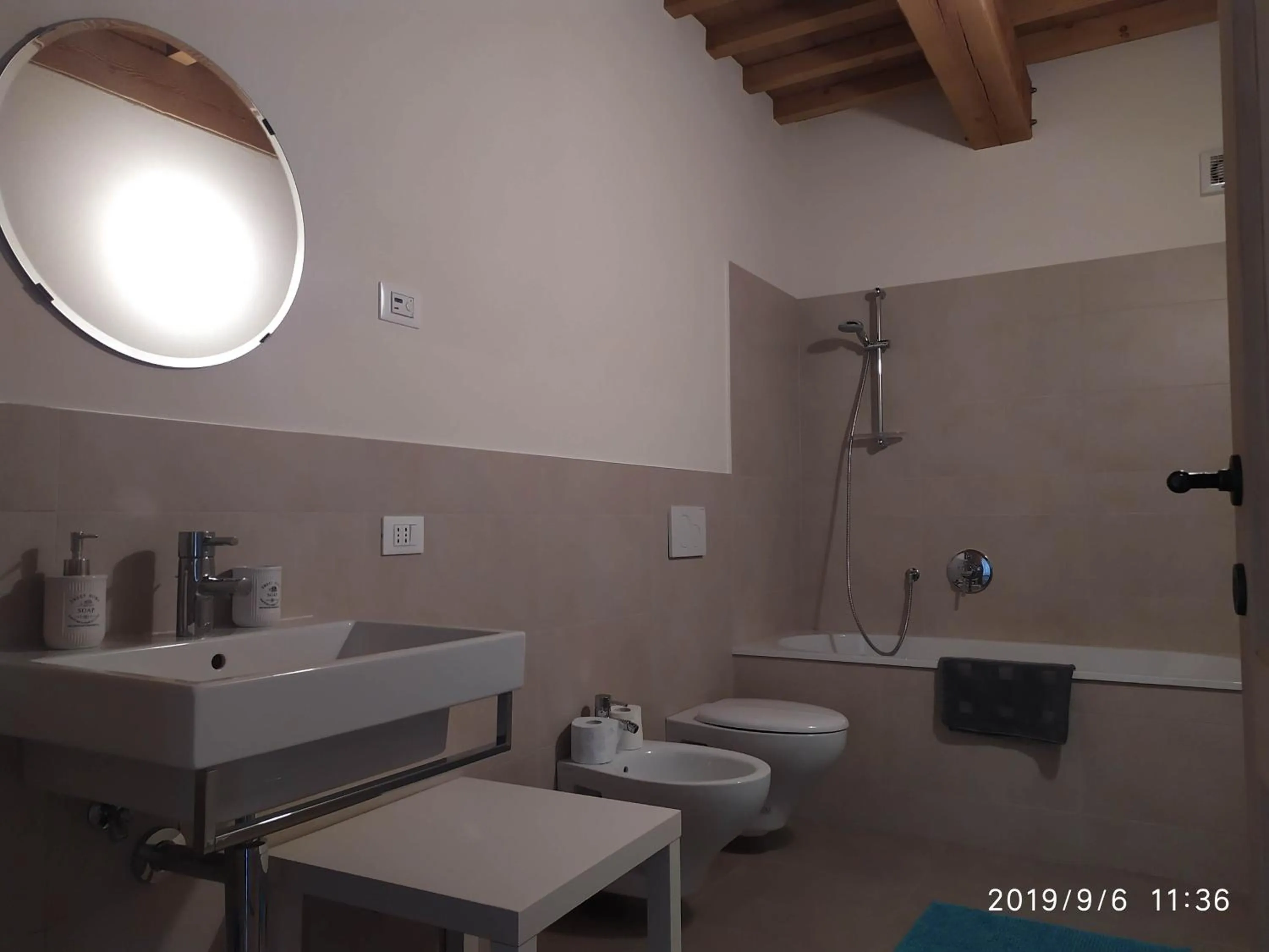 Bathroom in B&B Lupin View