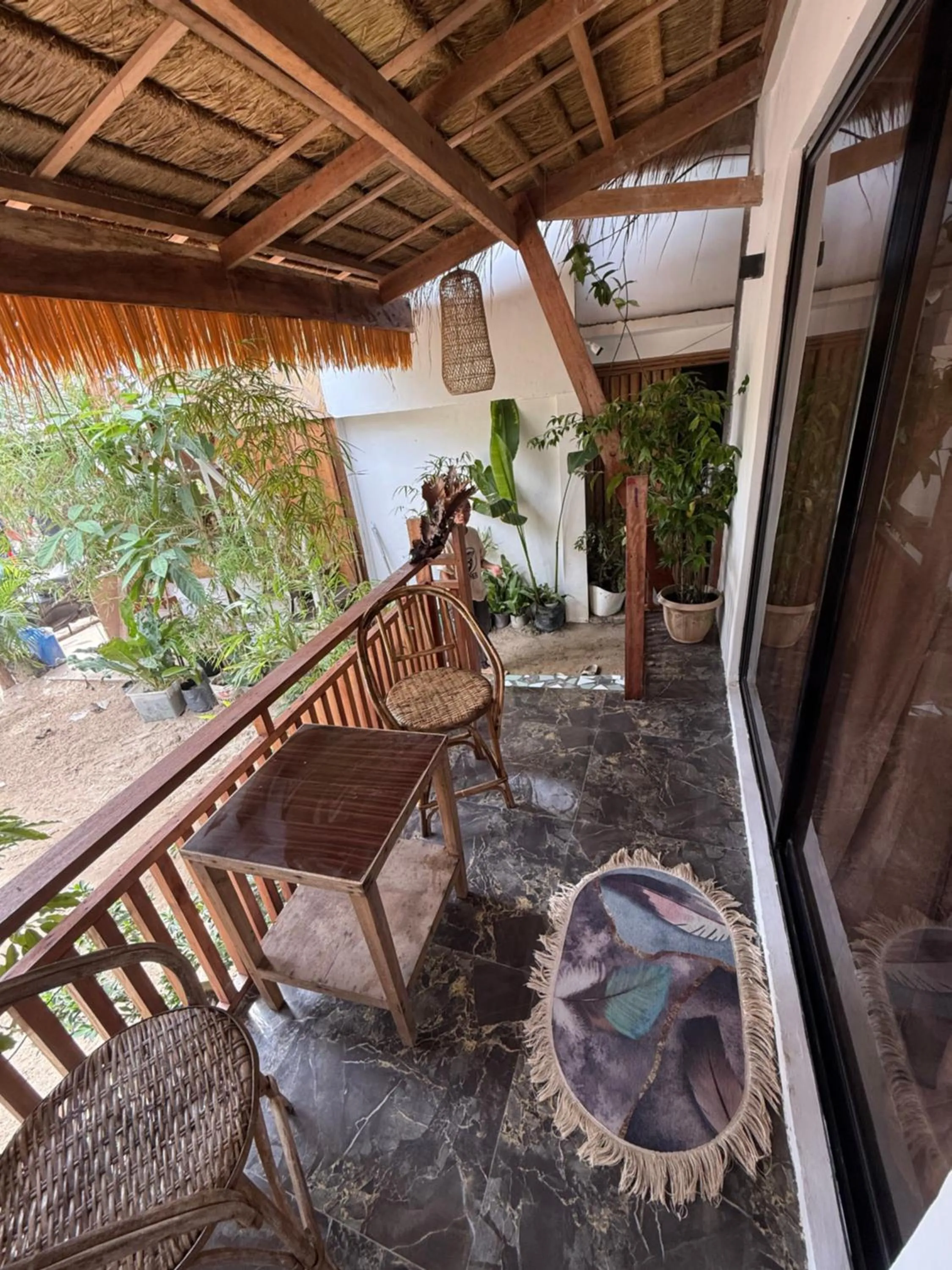 Zhaya's Beach & Cottages