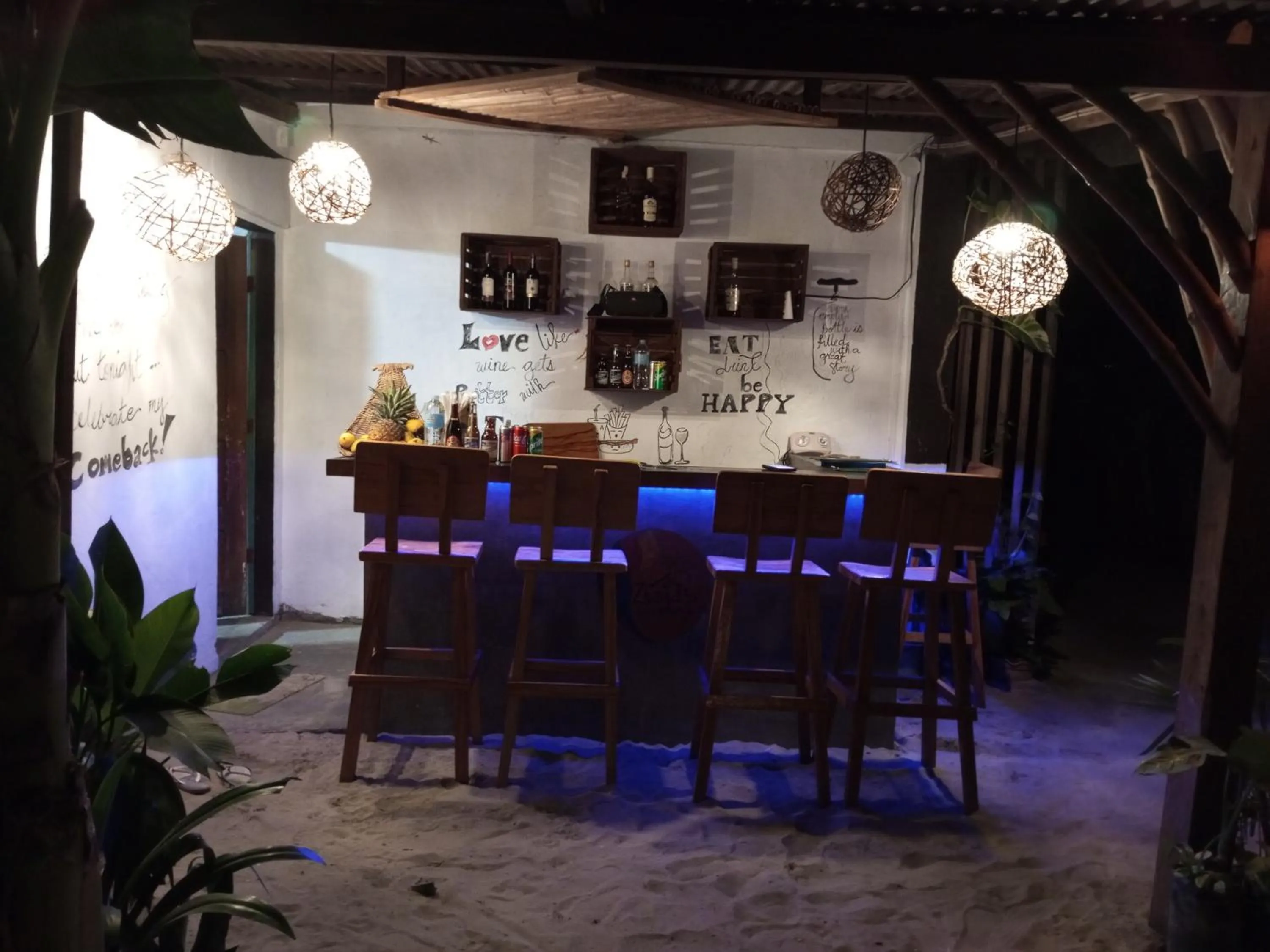 Zhaya's Beach & Cottages