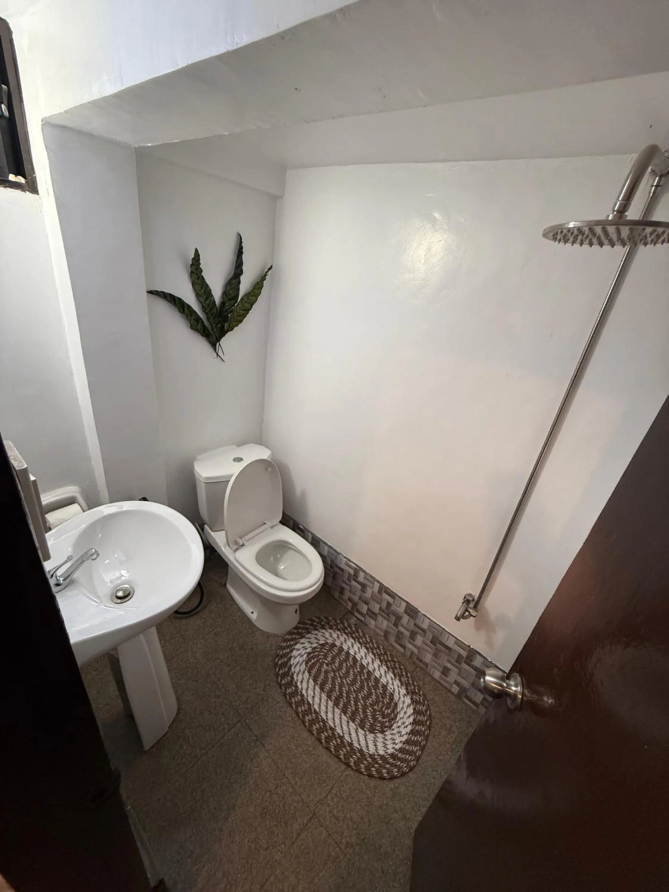 Zhaya's Beach & Cottages