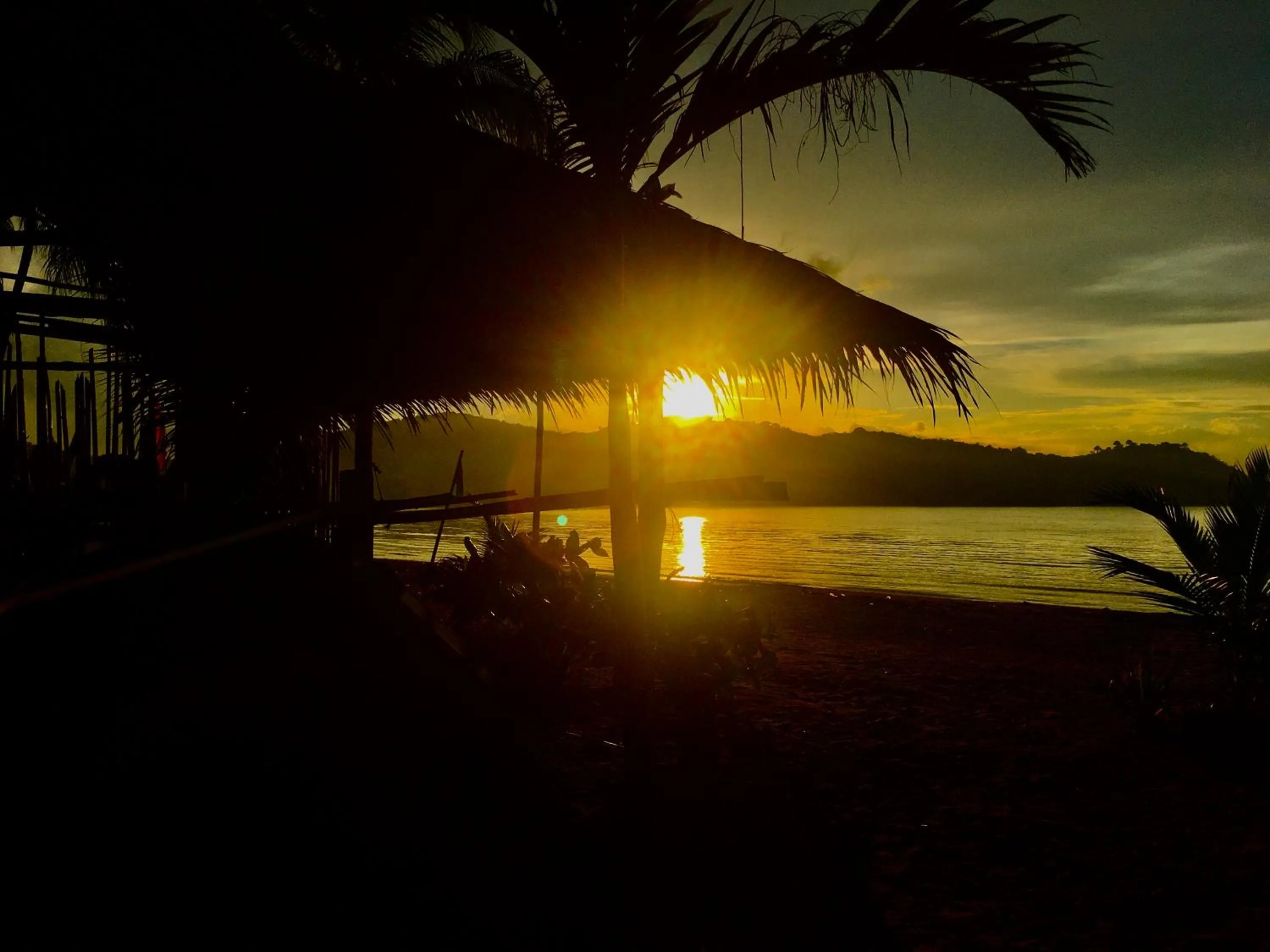 Zhaya's Beach & Cottages