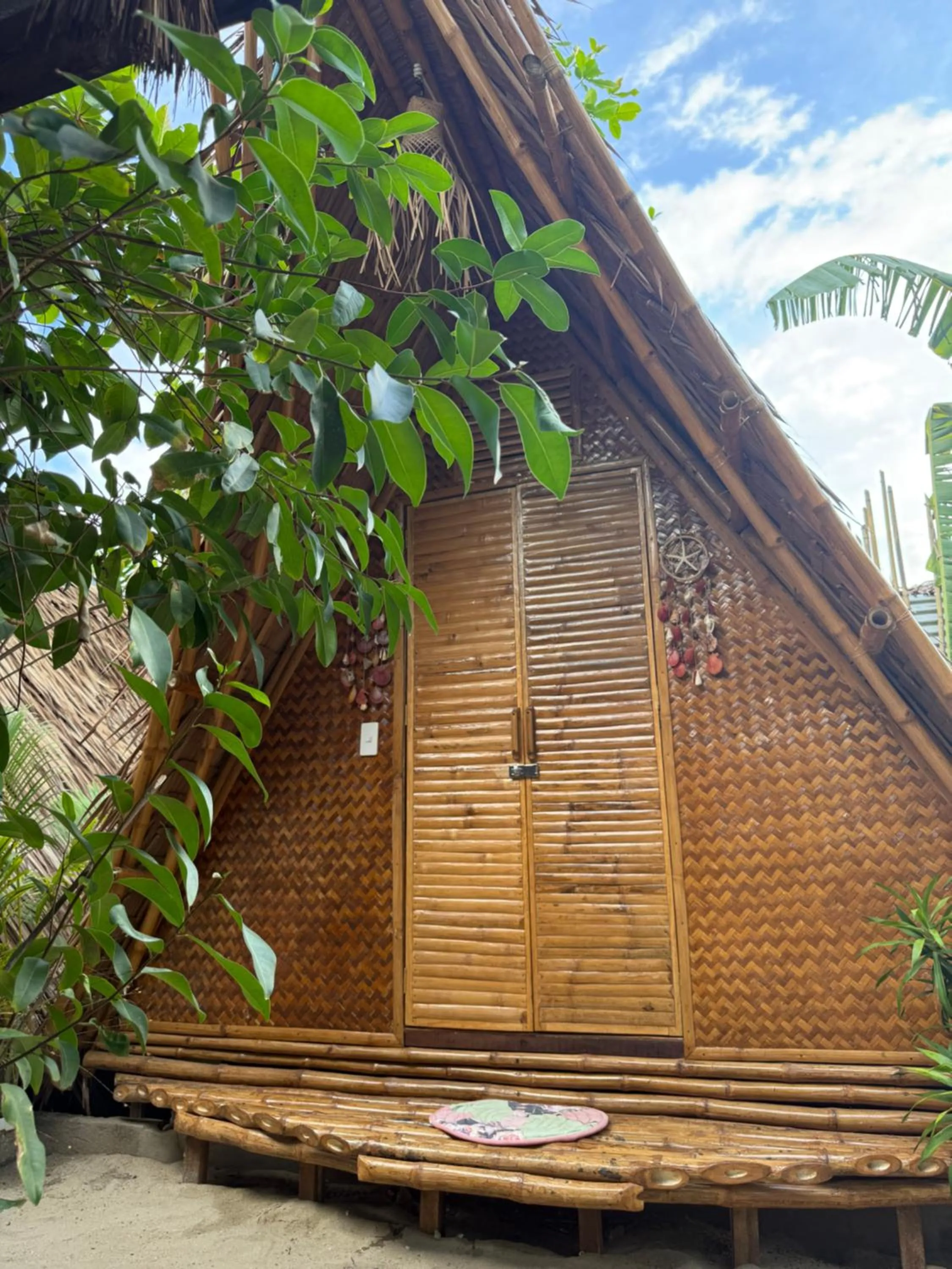 Zhaya's Beach & Cottages