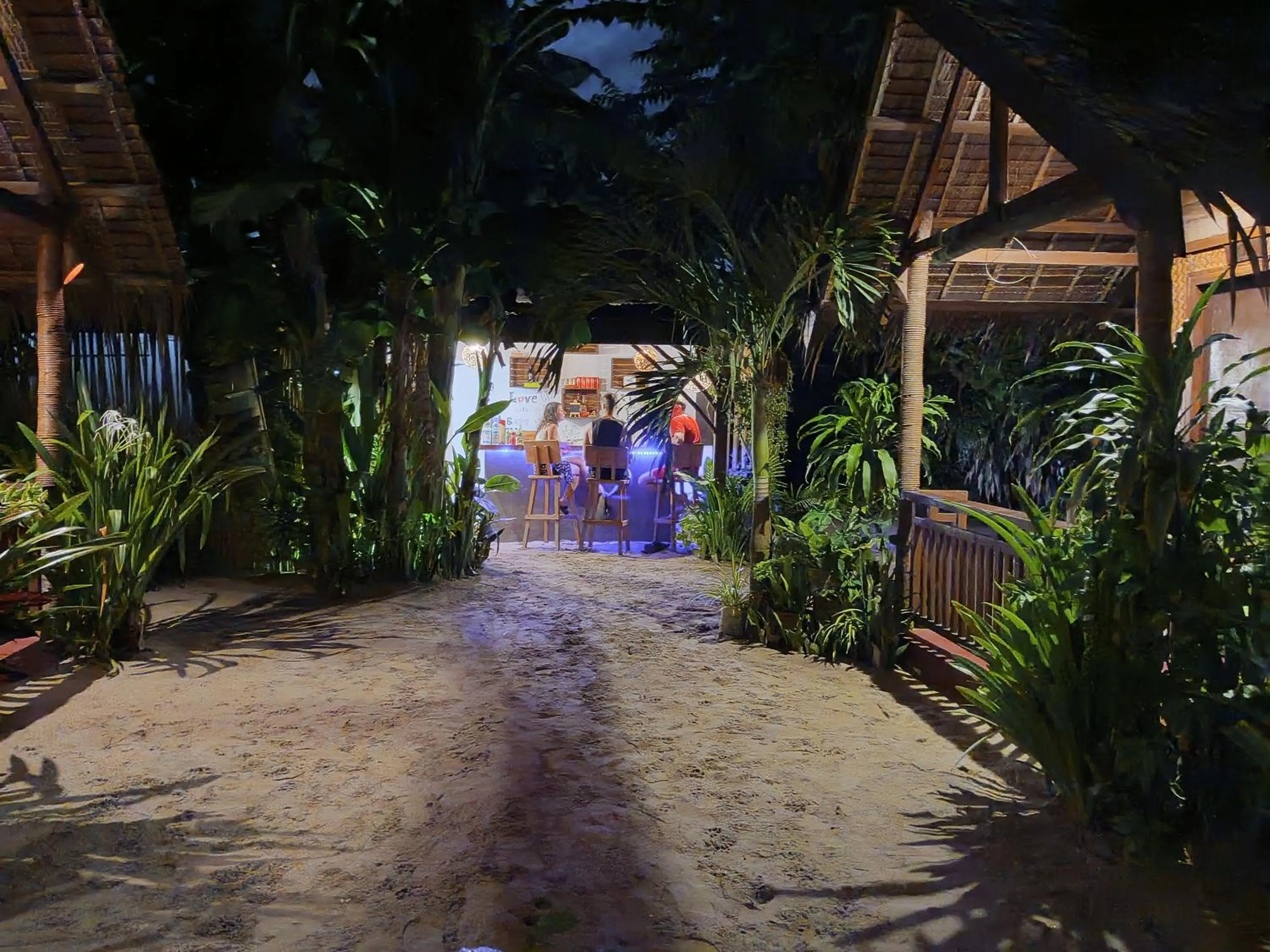 Zhaya's Beach & Cottages