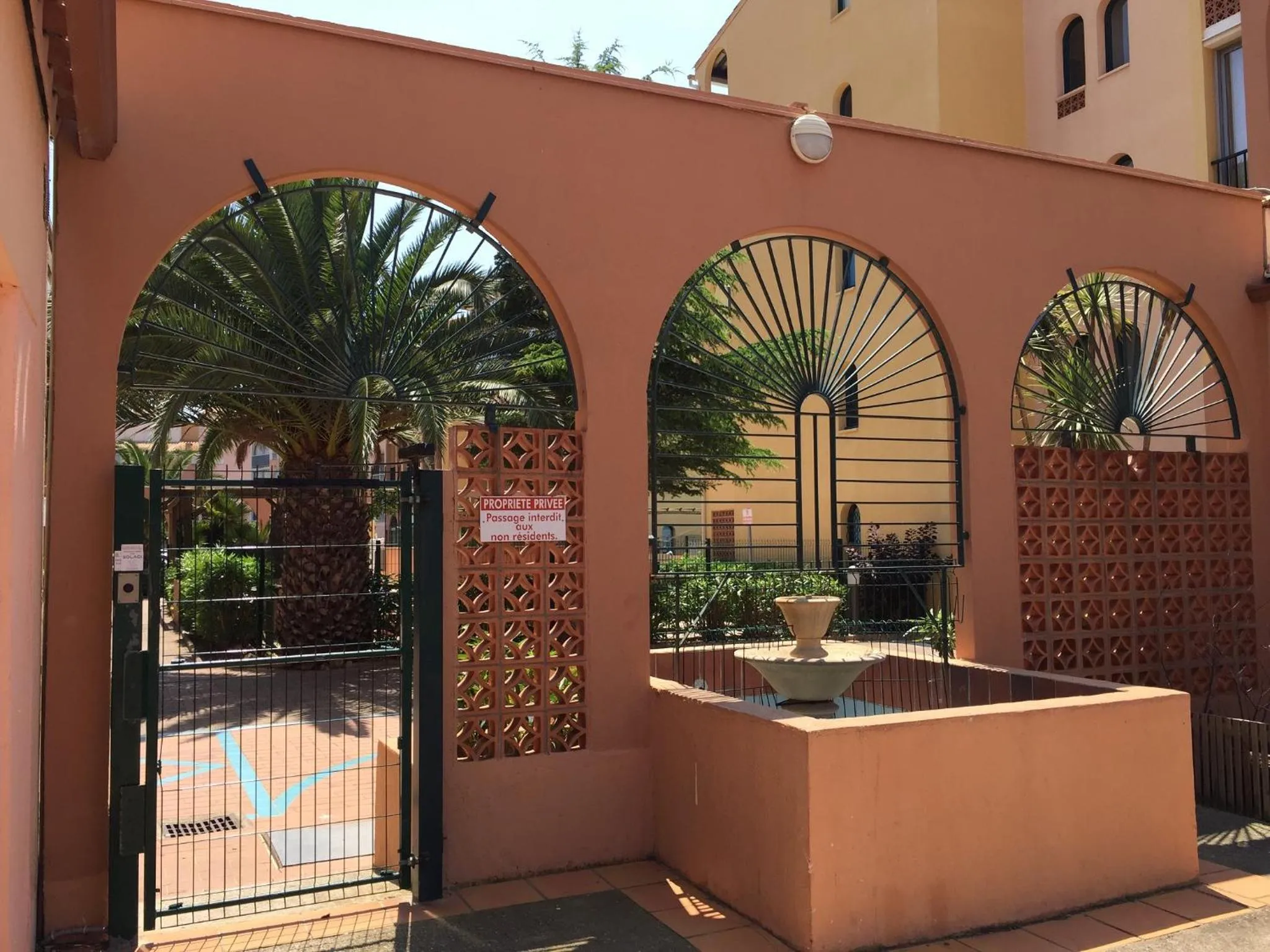 Property building in Hotel Alhambra