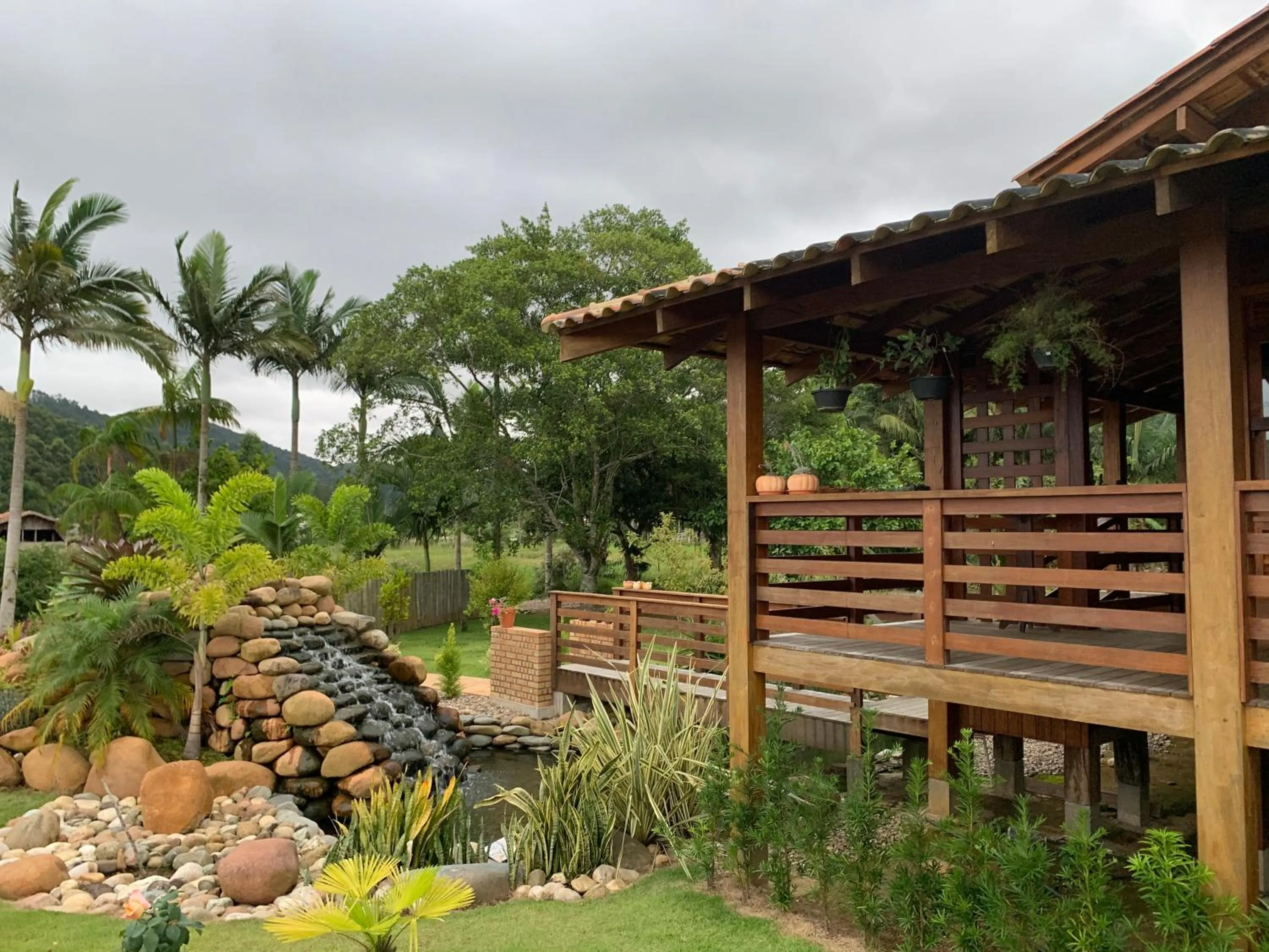 Garden in Casa do Lago - Condomínio de Casas para aluguel diário e de Temporada