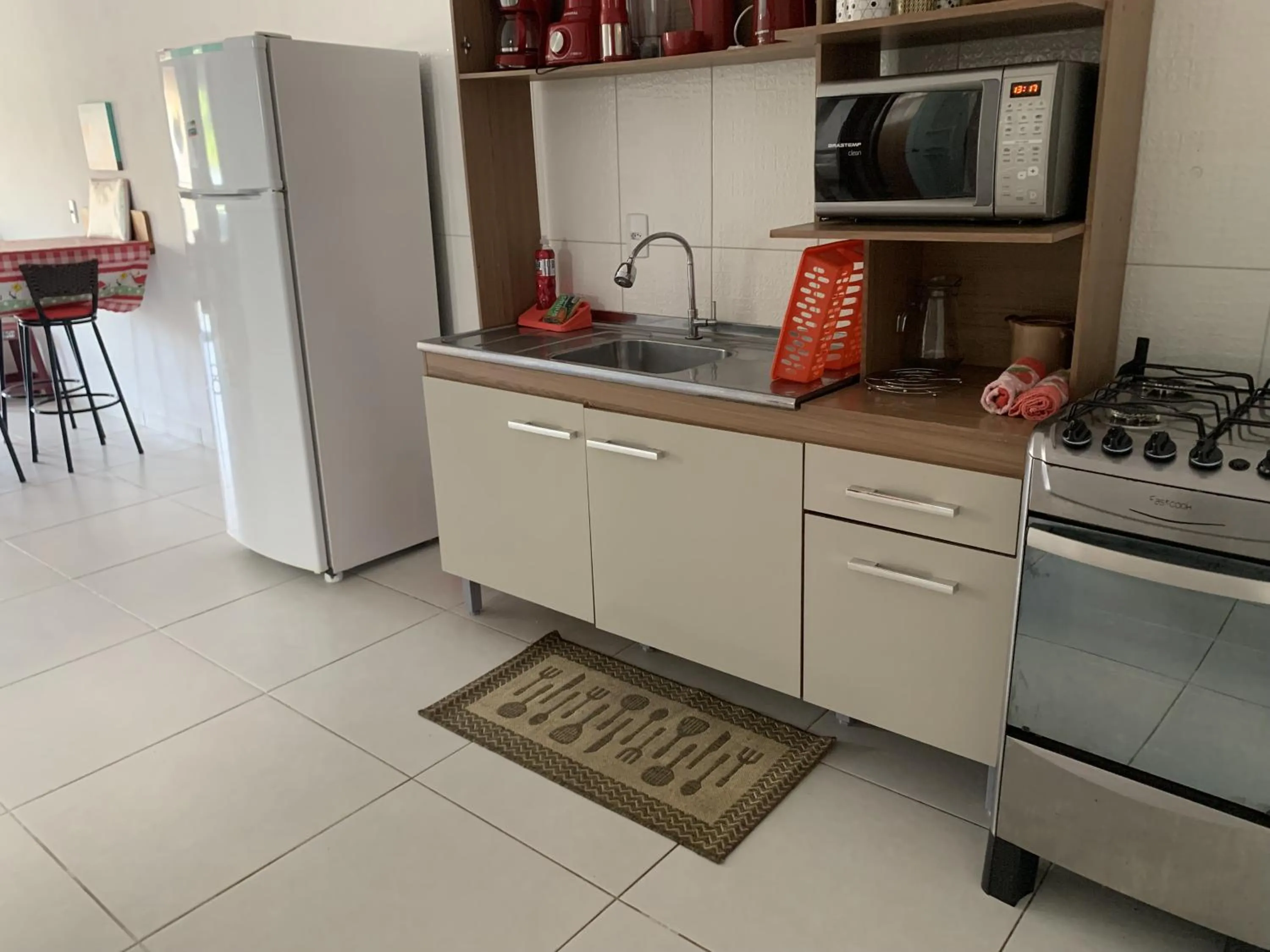Kitchen or kitchenette in Casa do Lago - Condomínio de Casas para aluguel diário e de Temporada
