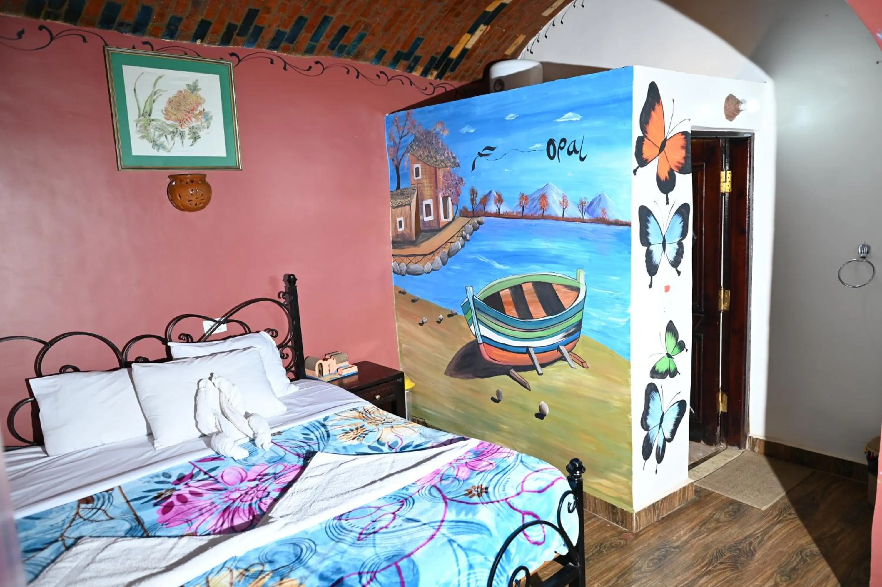 Decorative detail, Bed in Opal privat nubian hotel