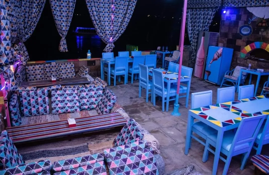 Restaurant/places to eat in Opal privat nubian hotel