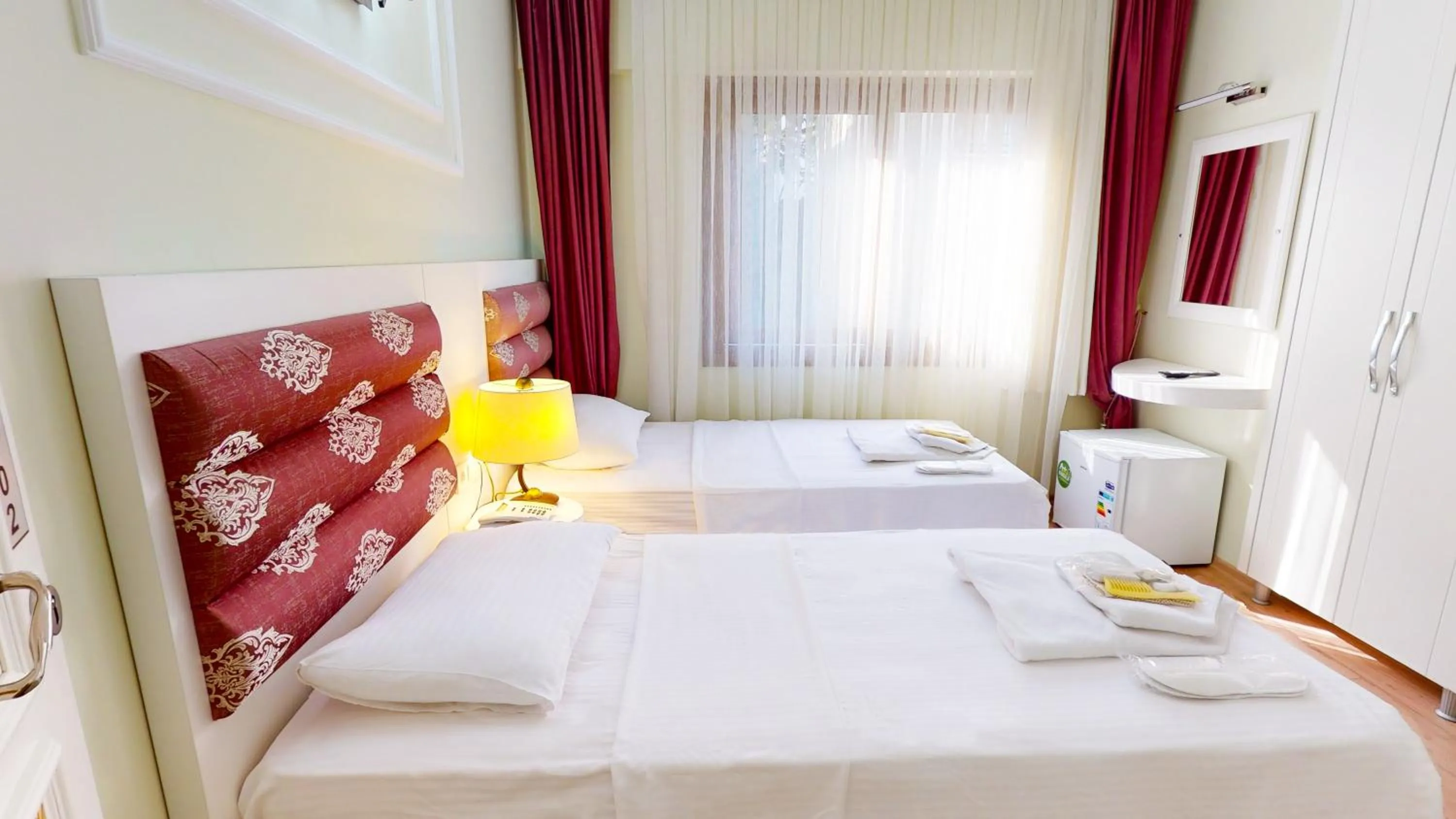 Bed in The Wolf Hotel