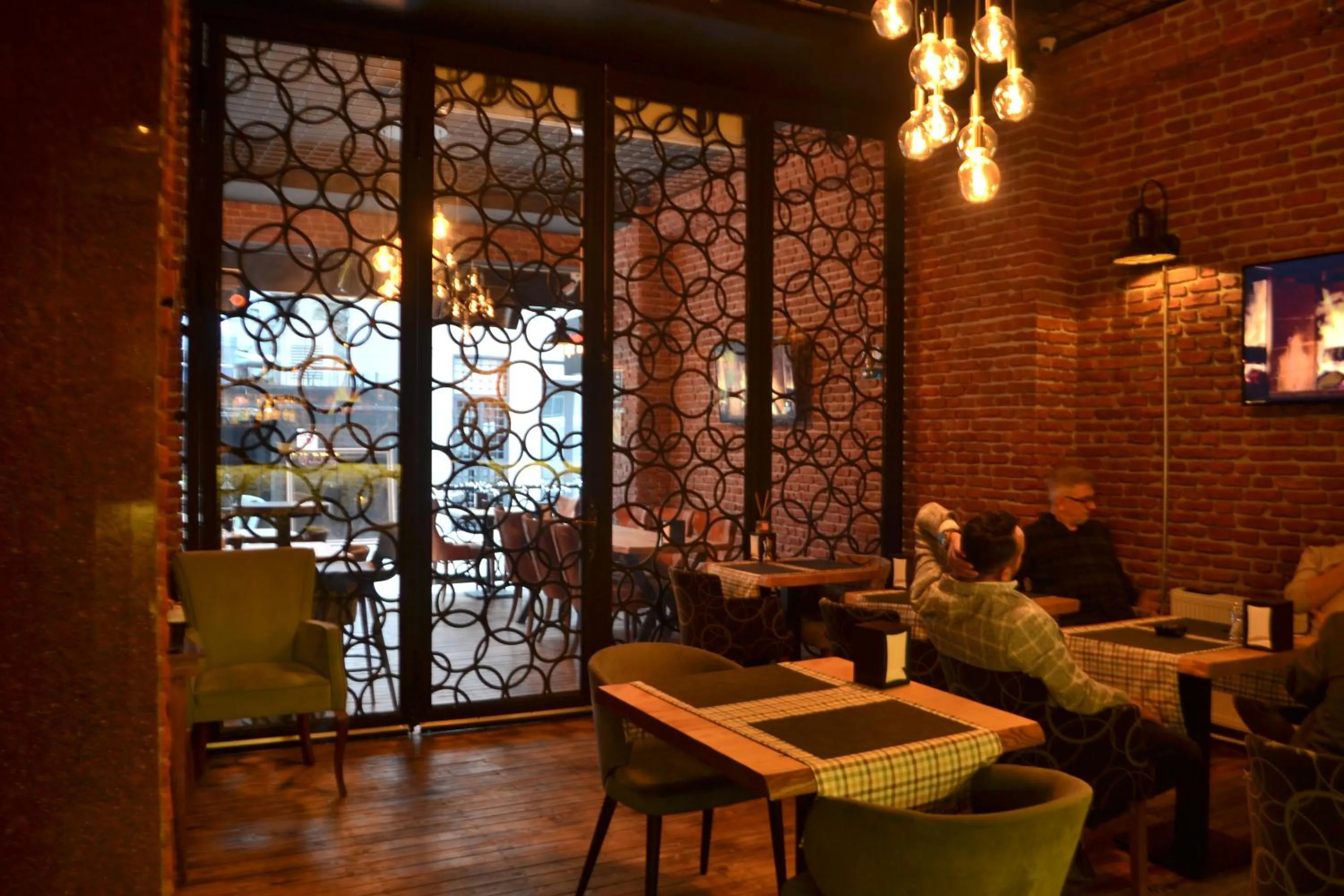 Nightclub / DJ in The Wolf Hotel