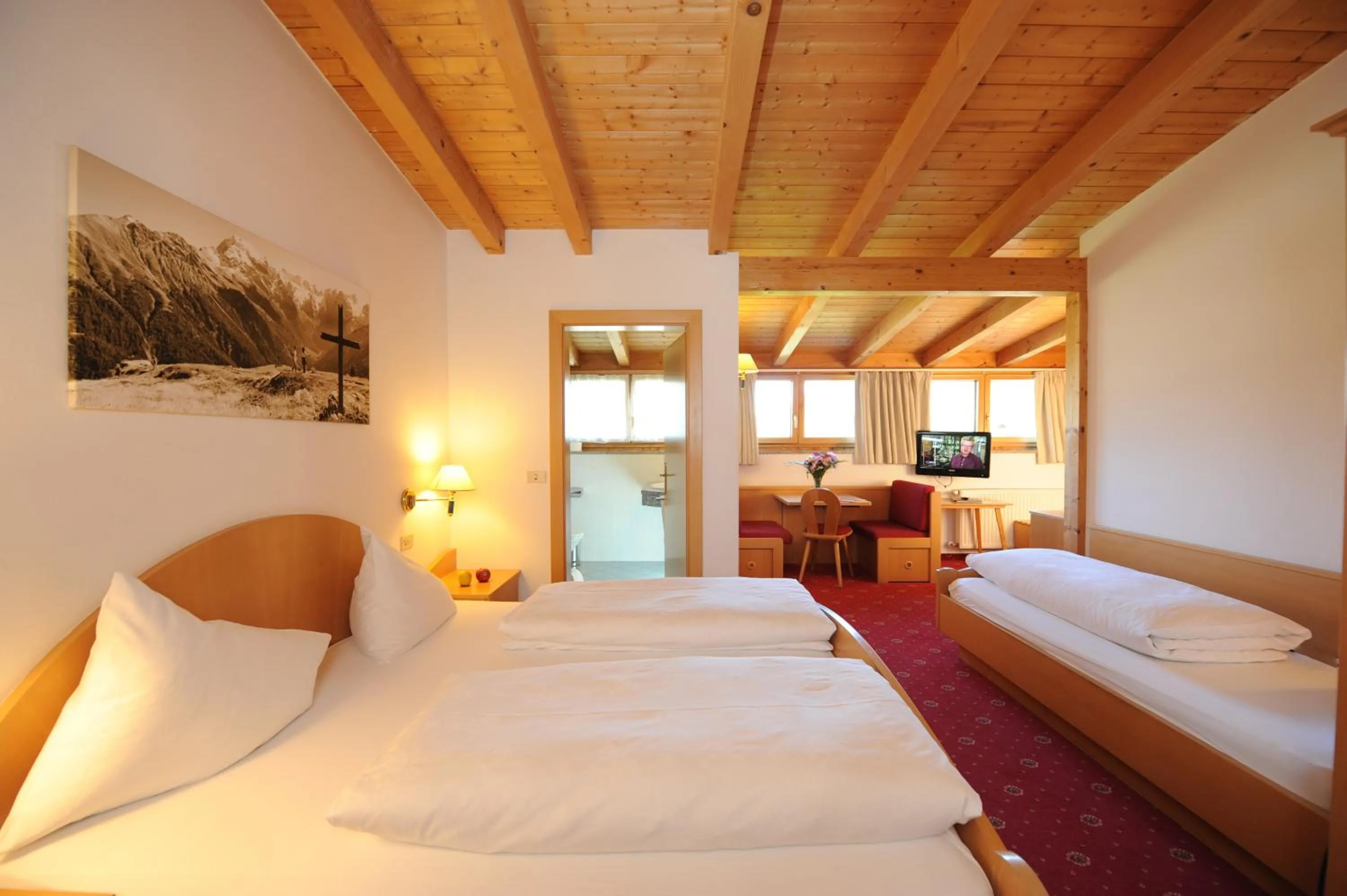 Photo of the whole room, Bed in Gasthof Stern