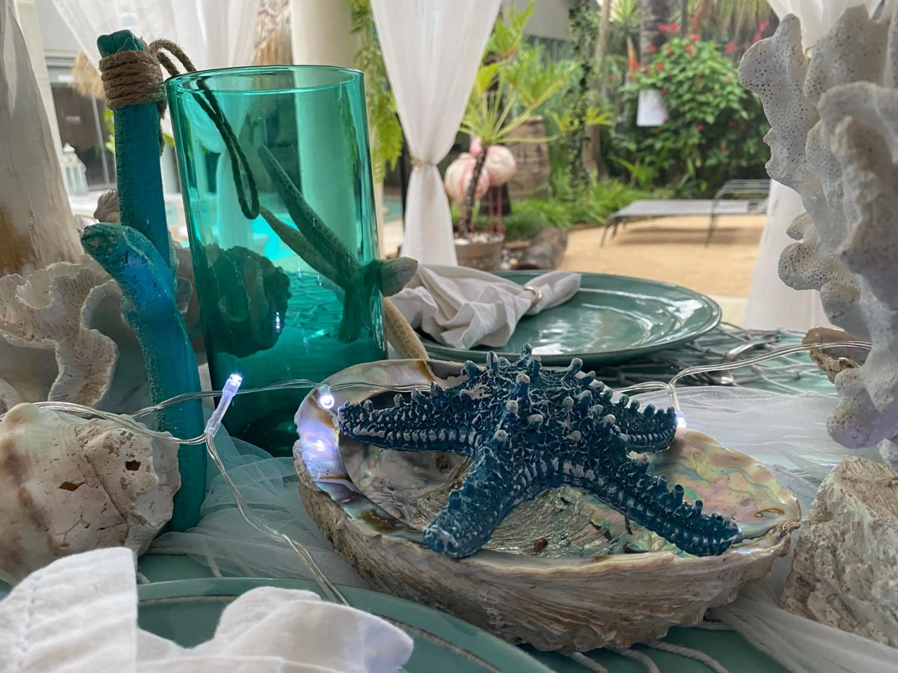 Decorative detail in Club Cocomo