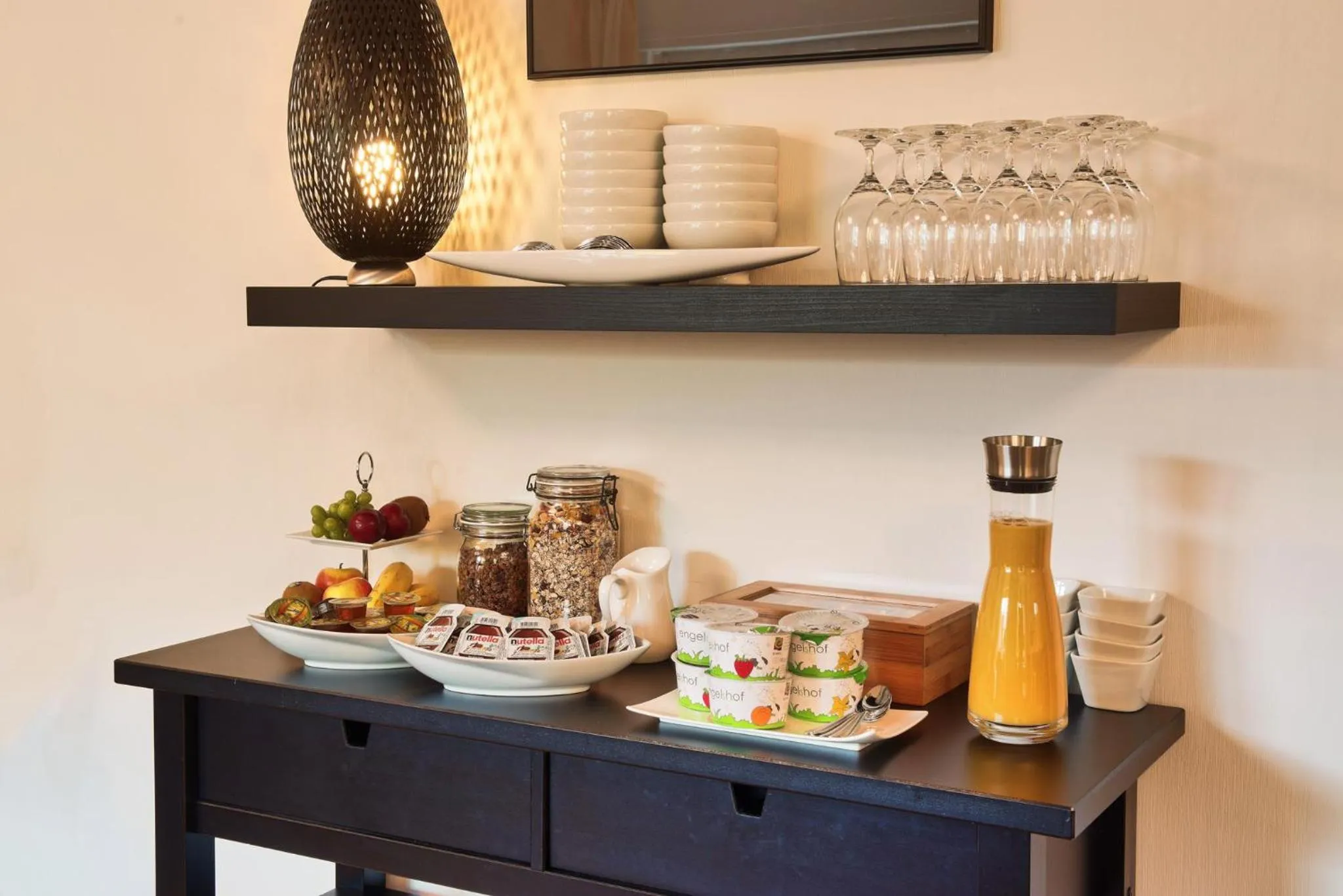 Food and drinks in Weingut & Gästehaus Christoph Clüsserath