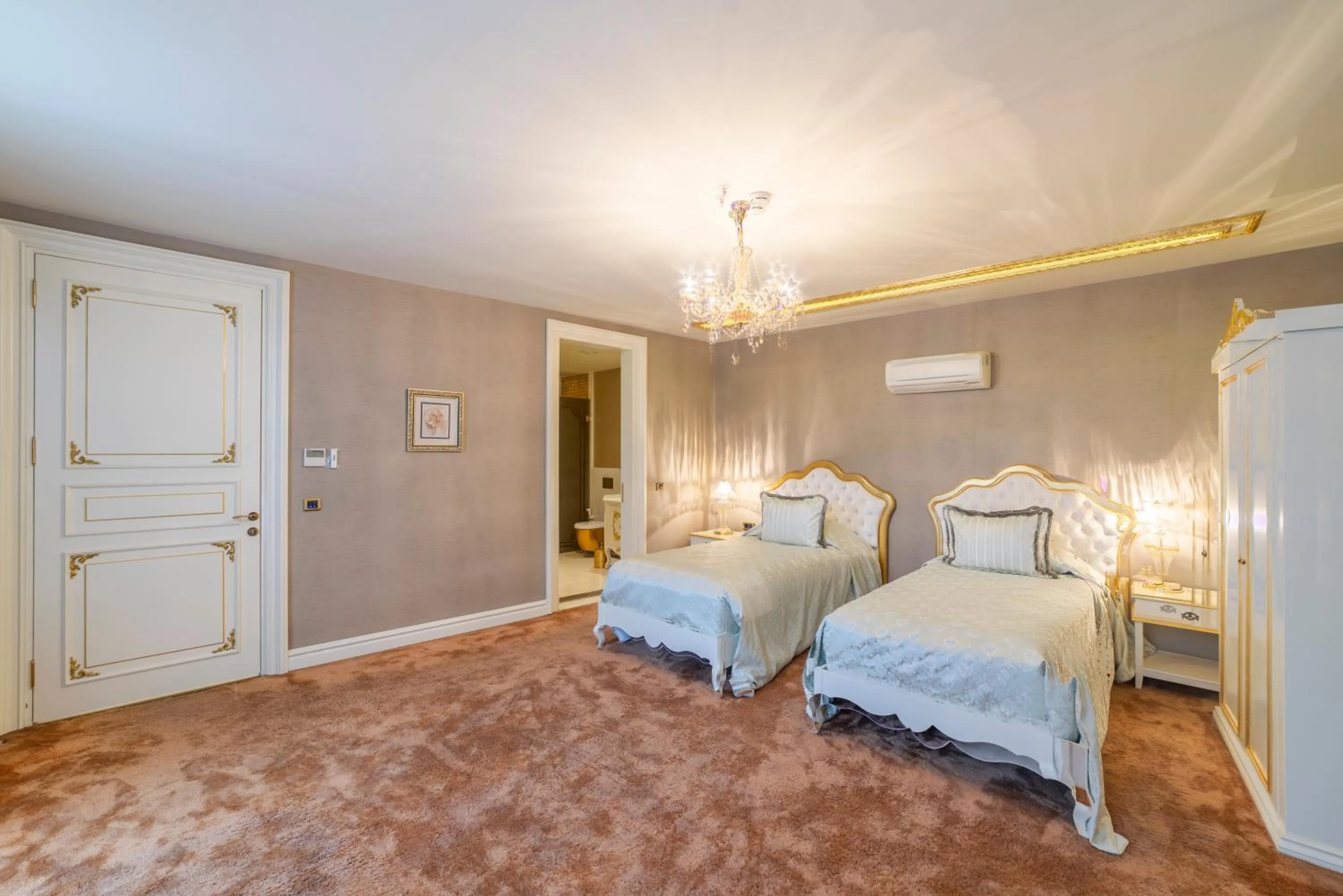 Bed in The Plaza Bodrum