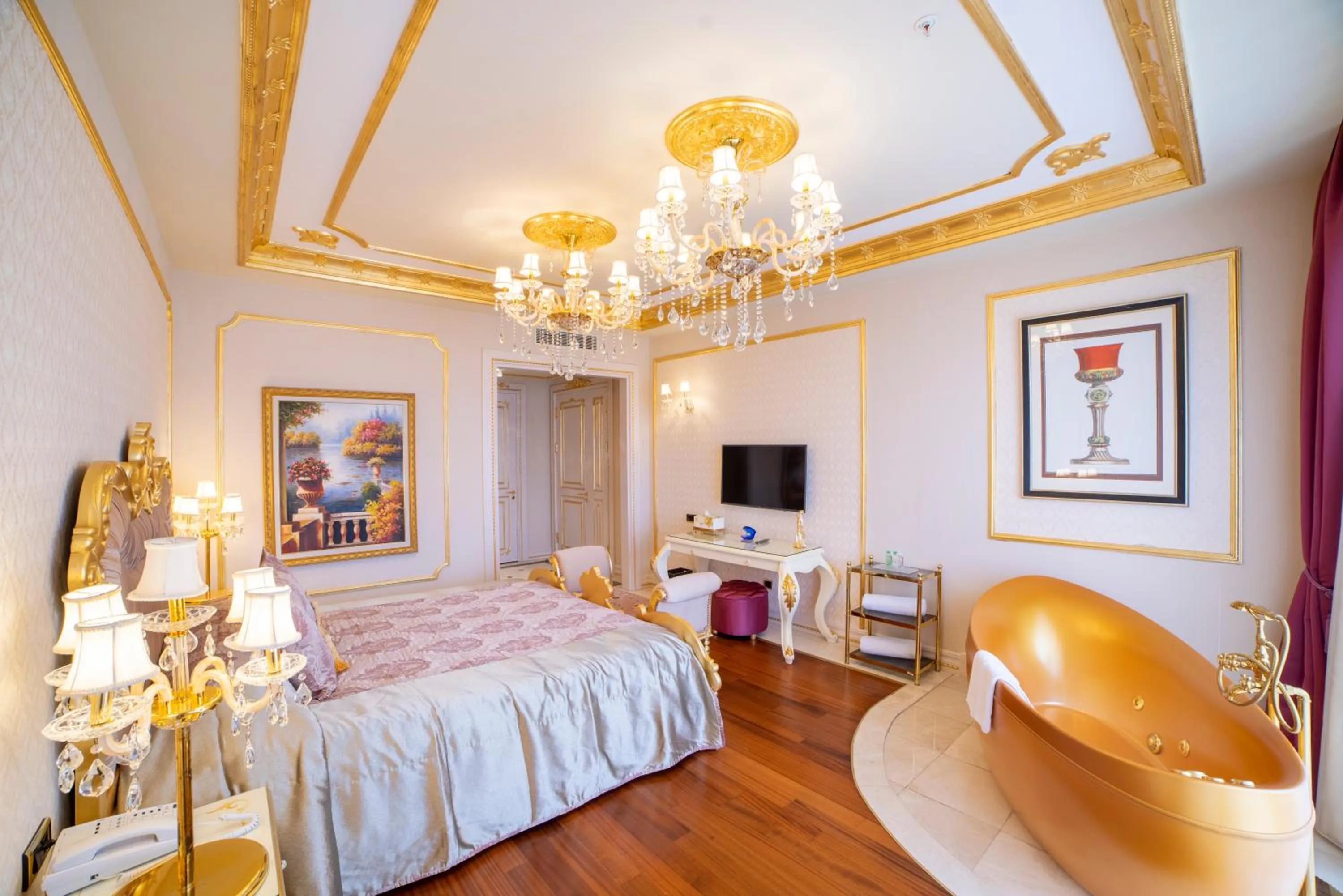 Bed in The Plaza Bodrum