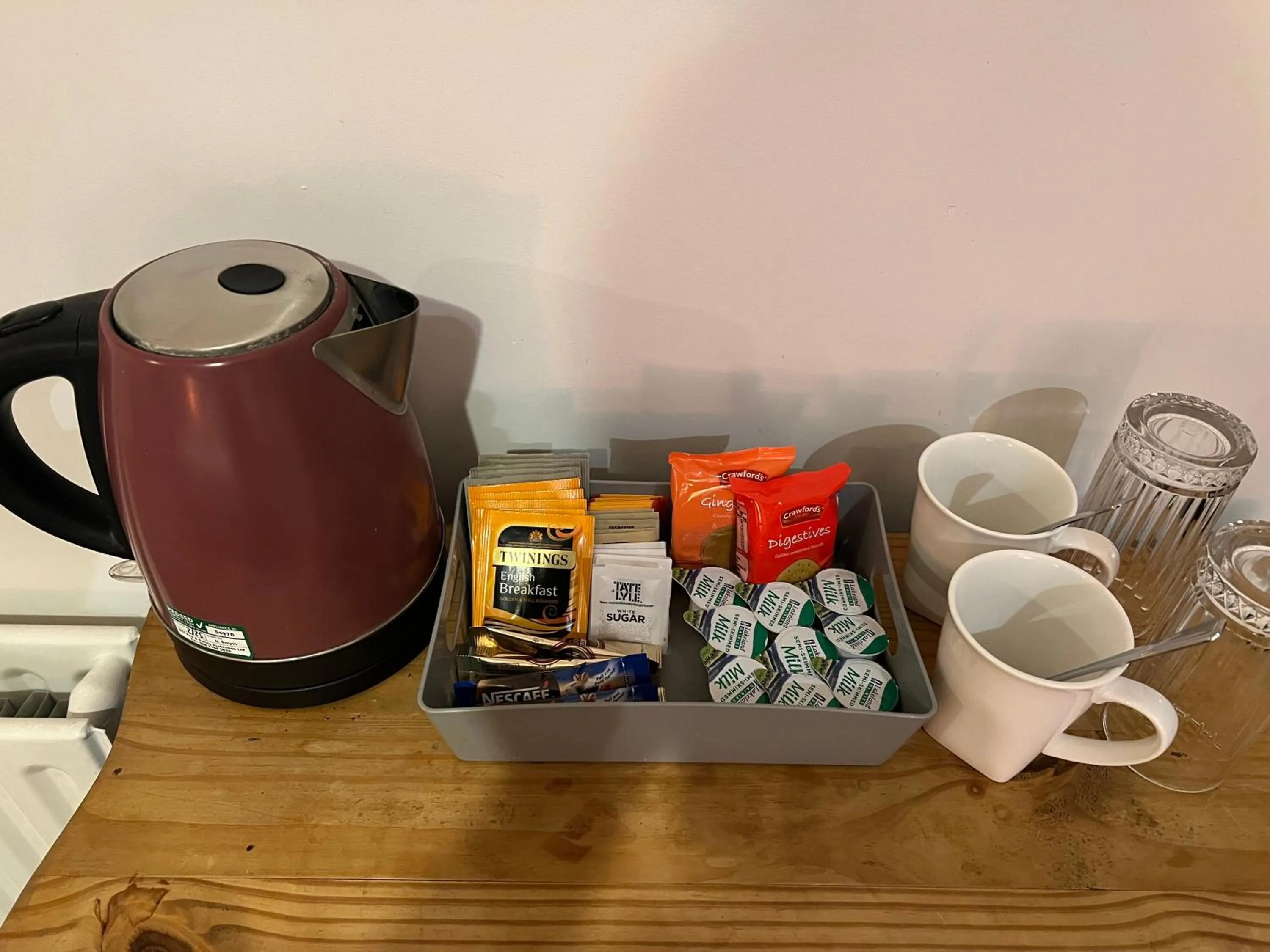 Coffee/tea facilities in Anvershiel House