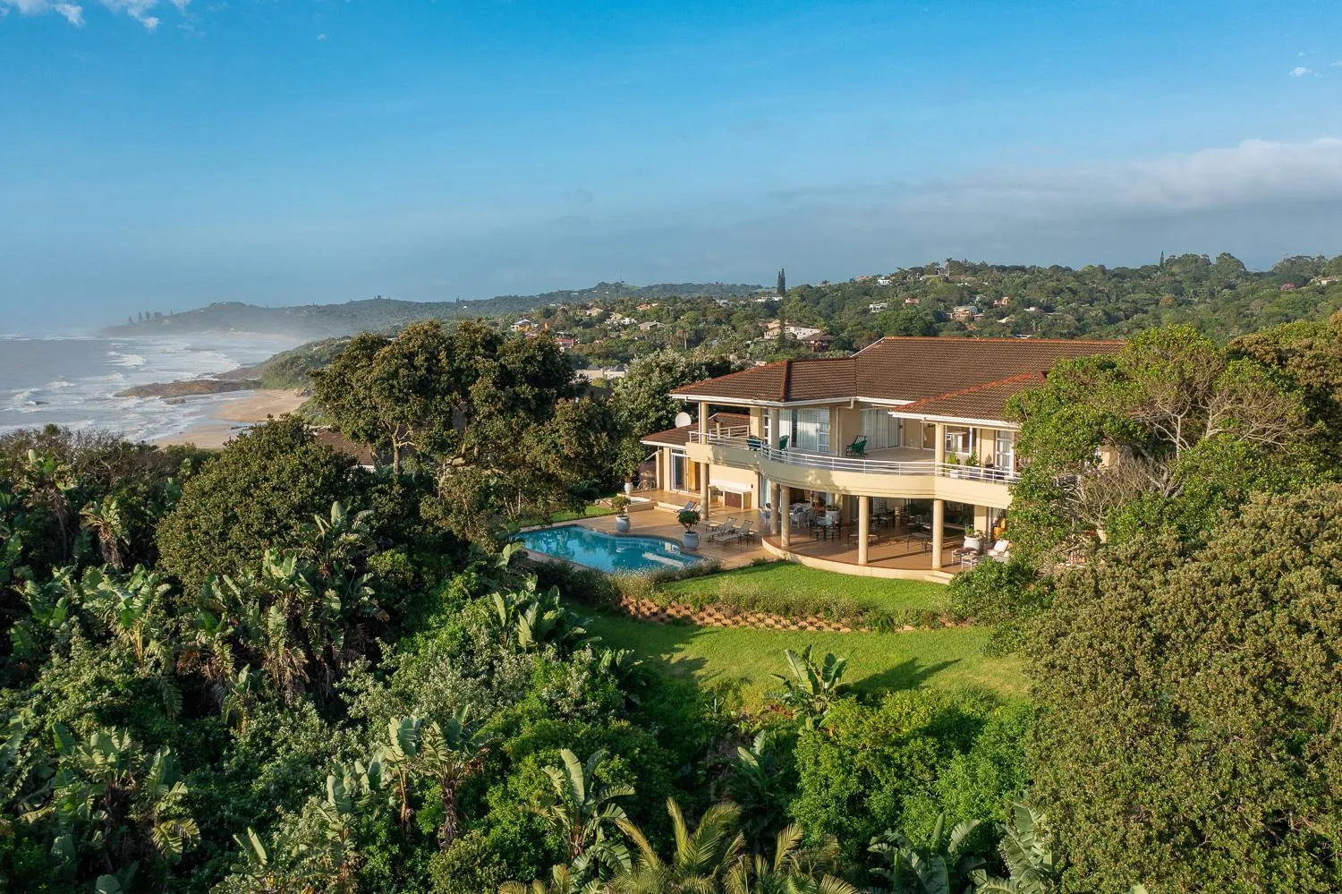 Property building in Albatross Guesthouse