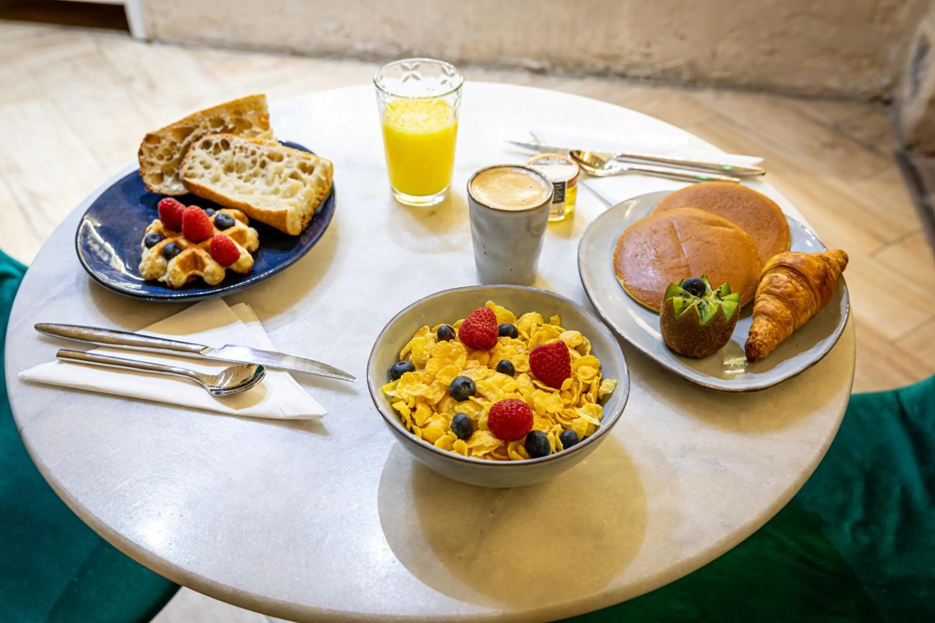 Food in Hotel Romance Malesherbes by Patrick Hayat