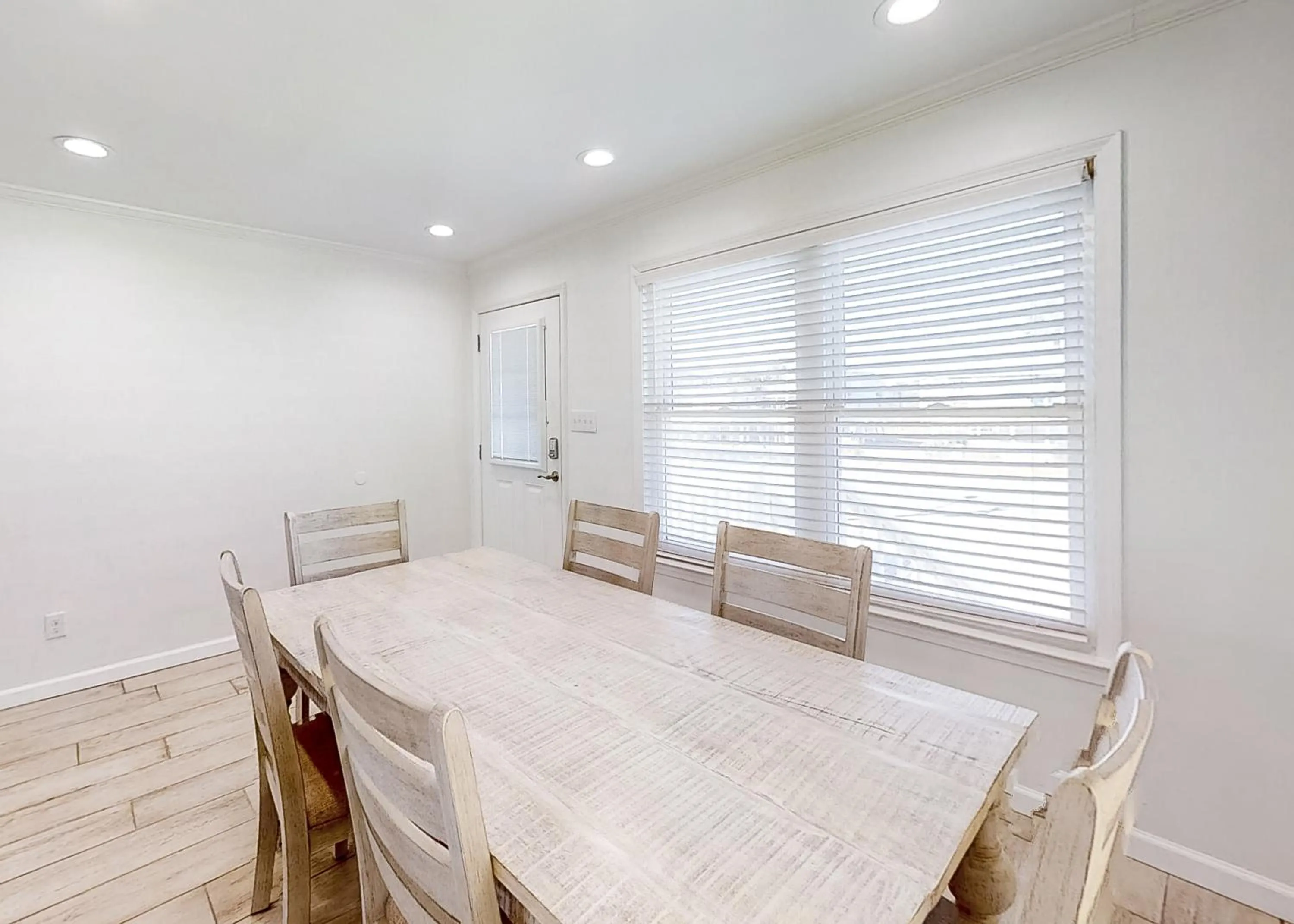 Ala. White Sands by Meyer Vacation Rentals