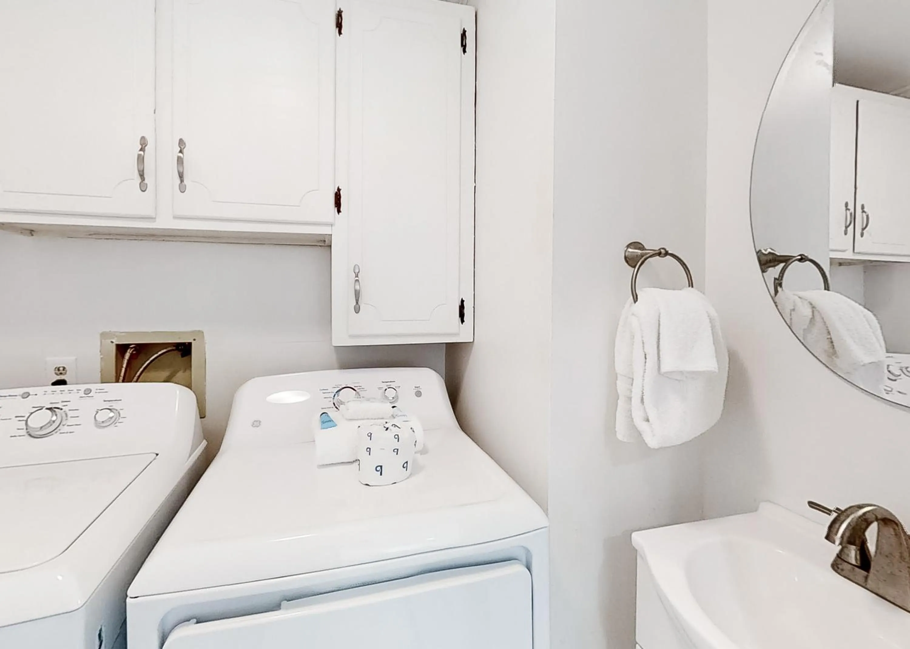 Ala. White Sands by Meyer Vacation Rentals