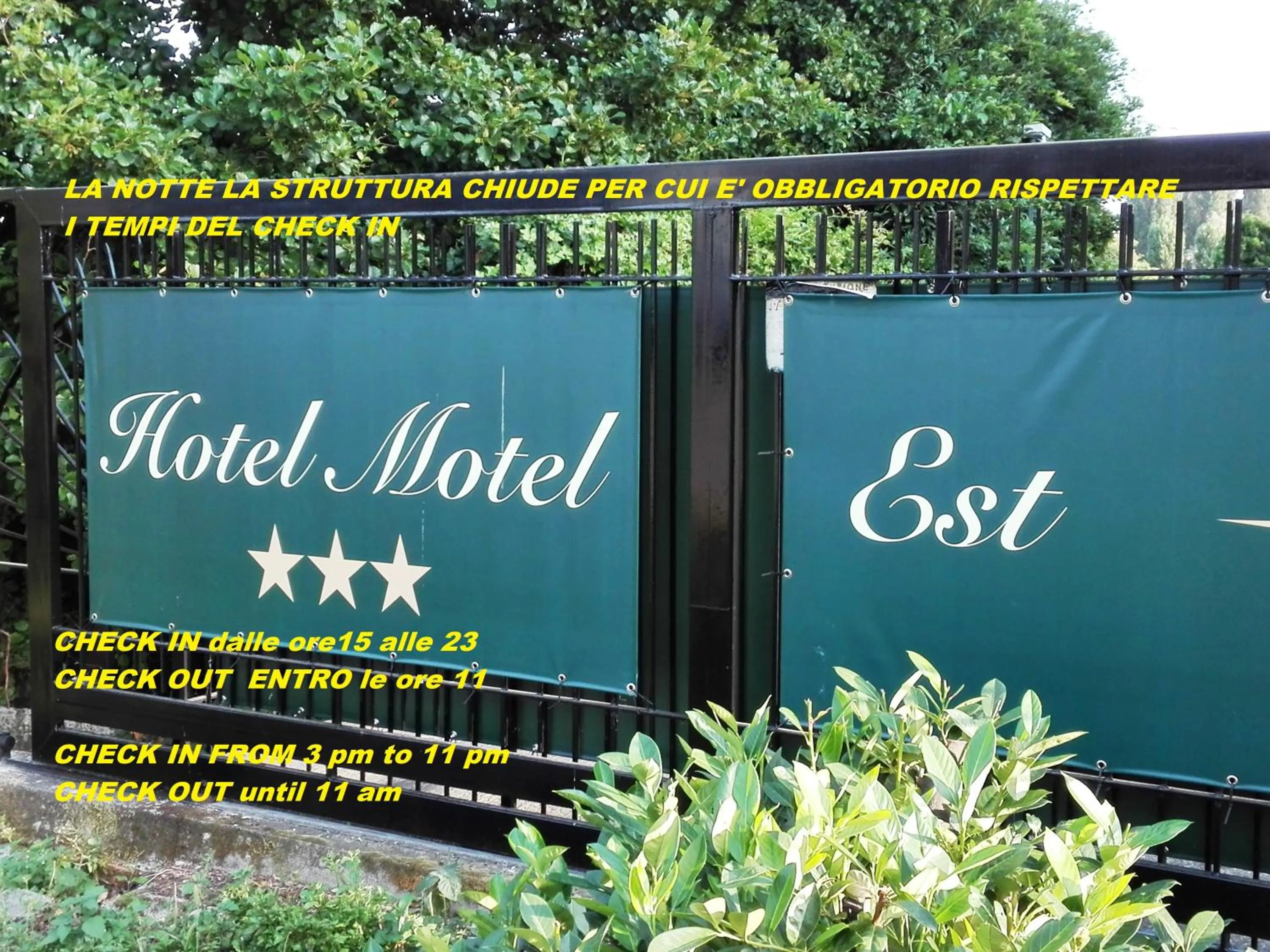 Facade/entrance in Hotel Motel Est