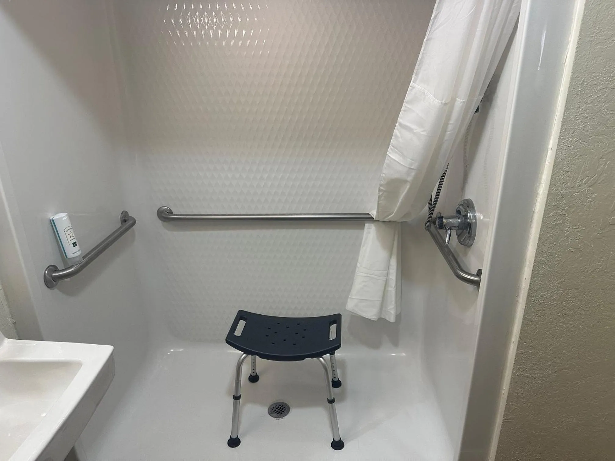 Bathroom in Quality Inn Plainfield - Indianapolis West