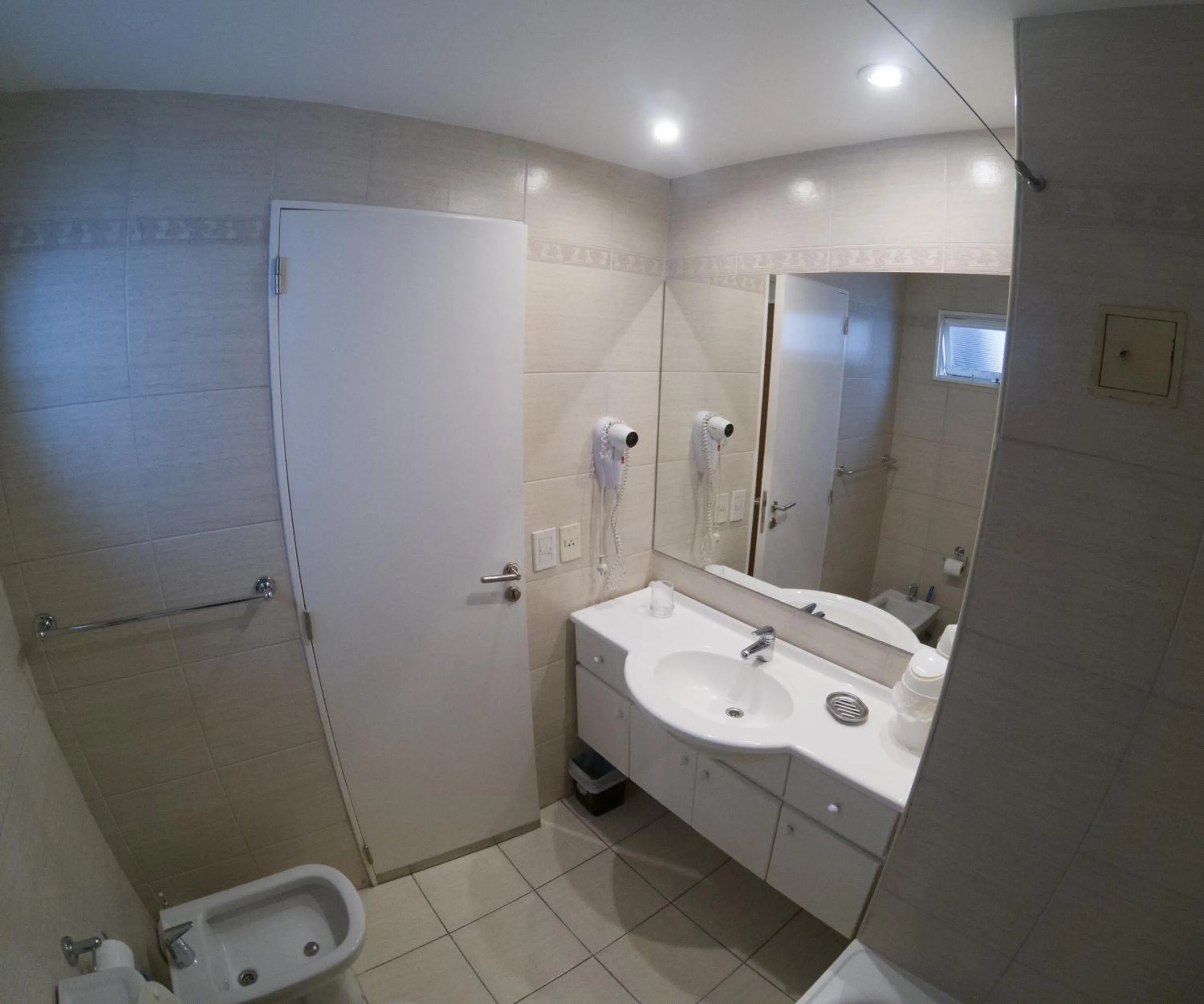 Bathroom in Concord Callao