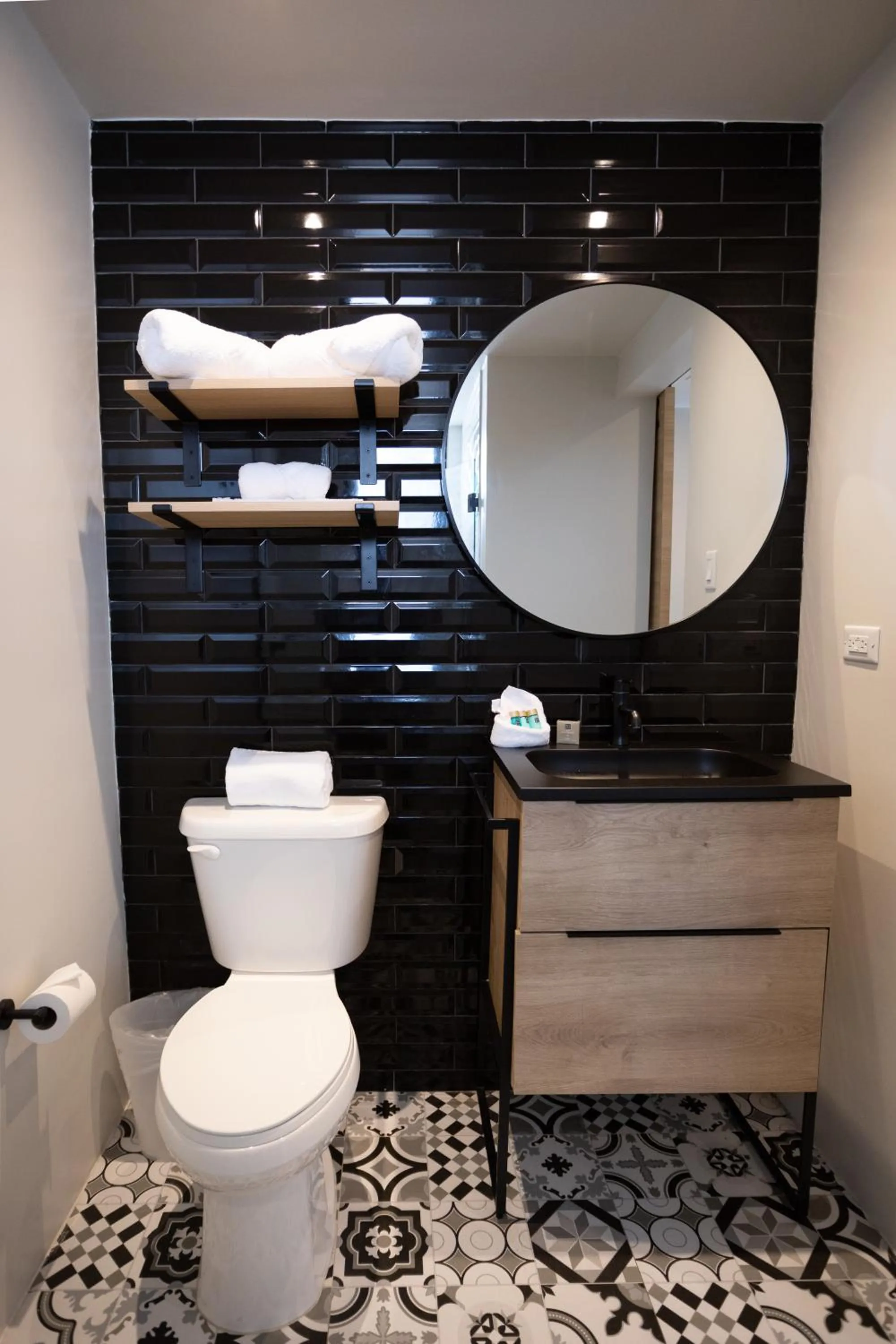 Bathroom in The Ivy Hotel