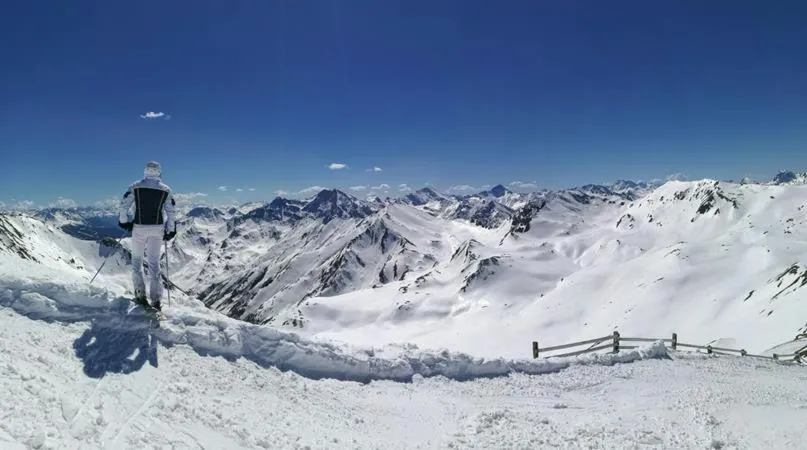 Skiing in Lärchenhof Serfaus