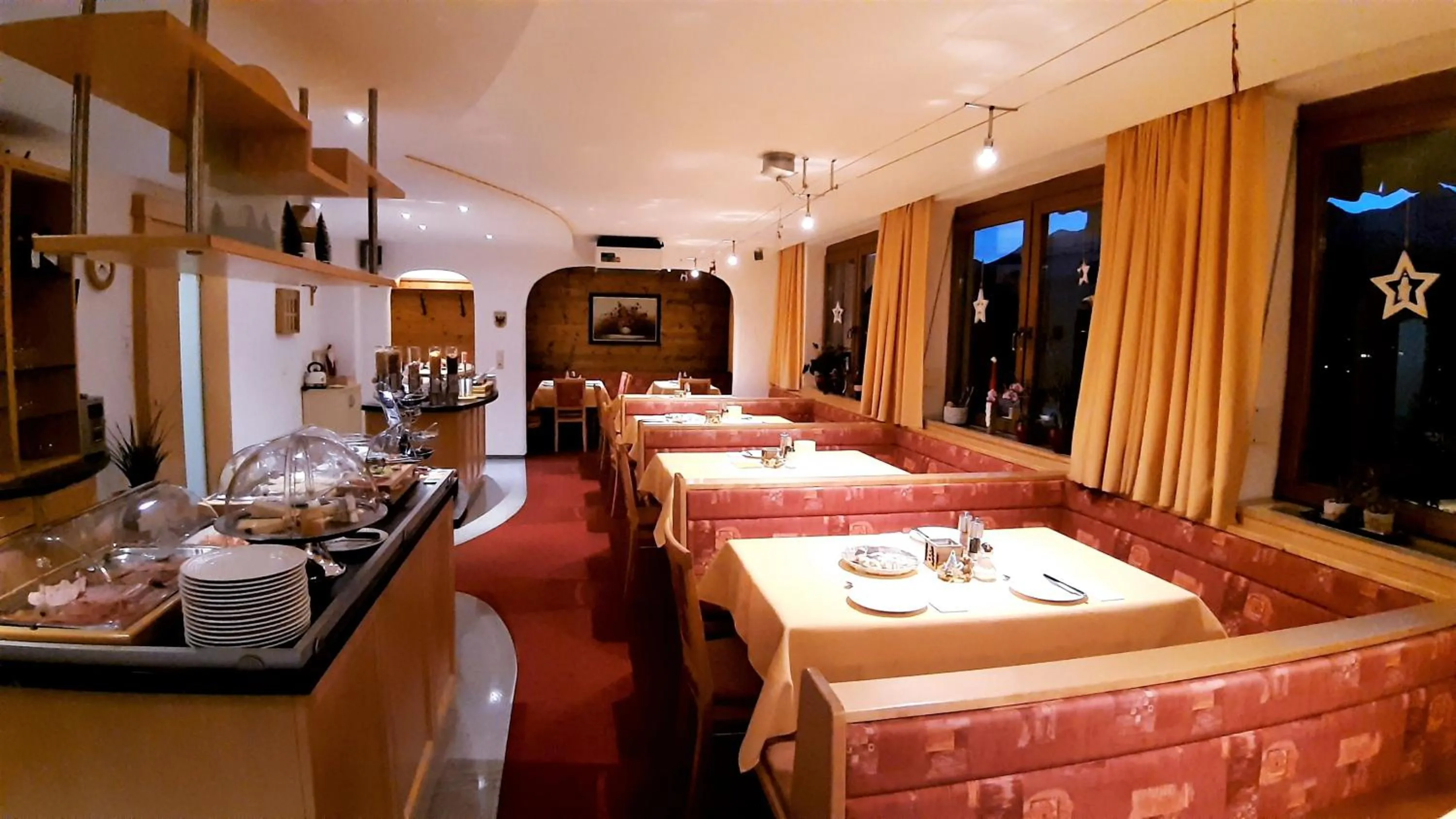 Breakfast, Bed in Lärchenhof Serfaus