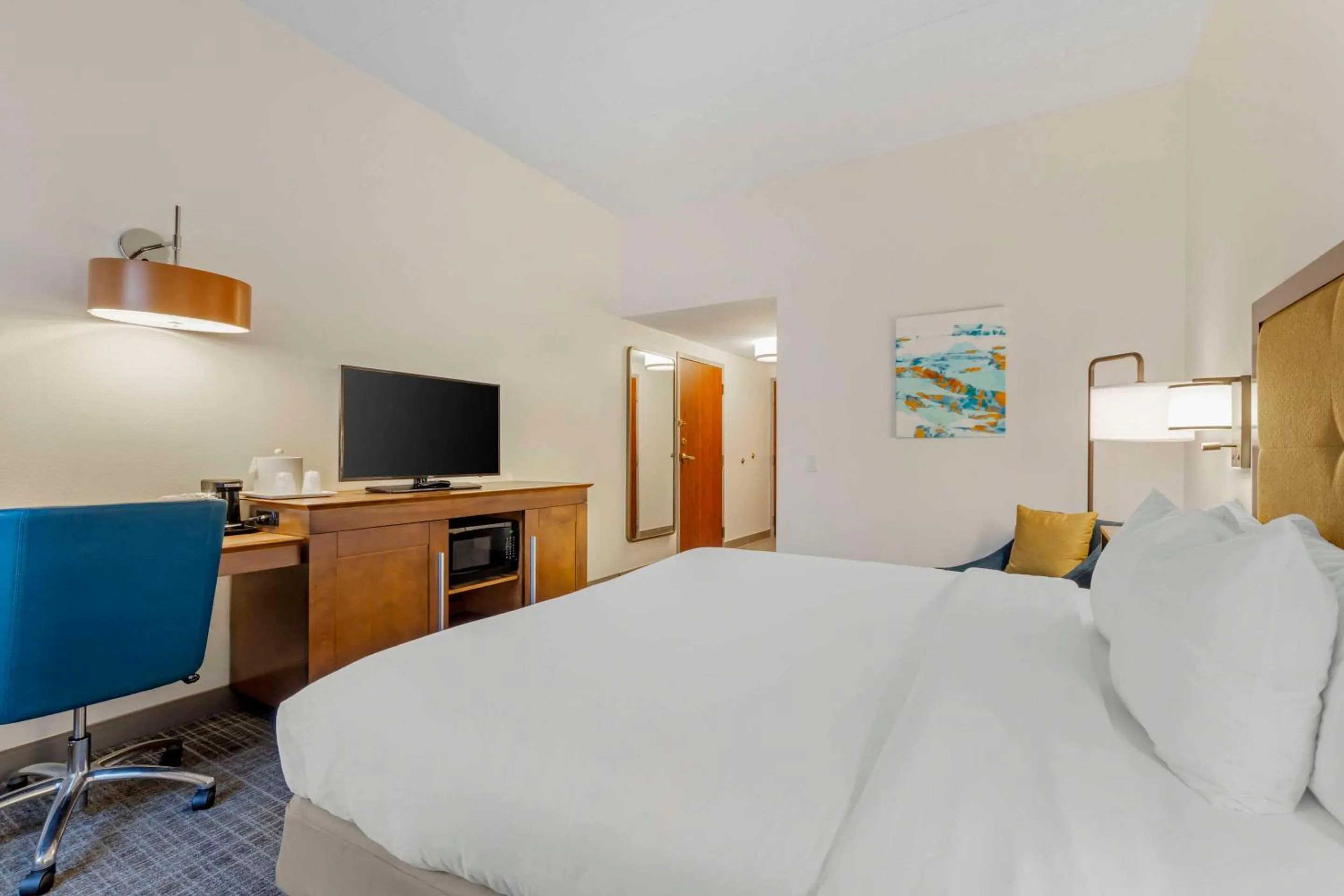 Bedroom, Bed in Comfort Inn Laurel - Fort Meade