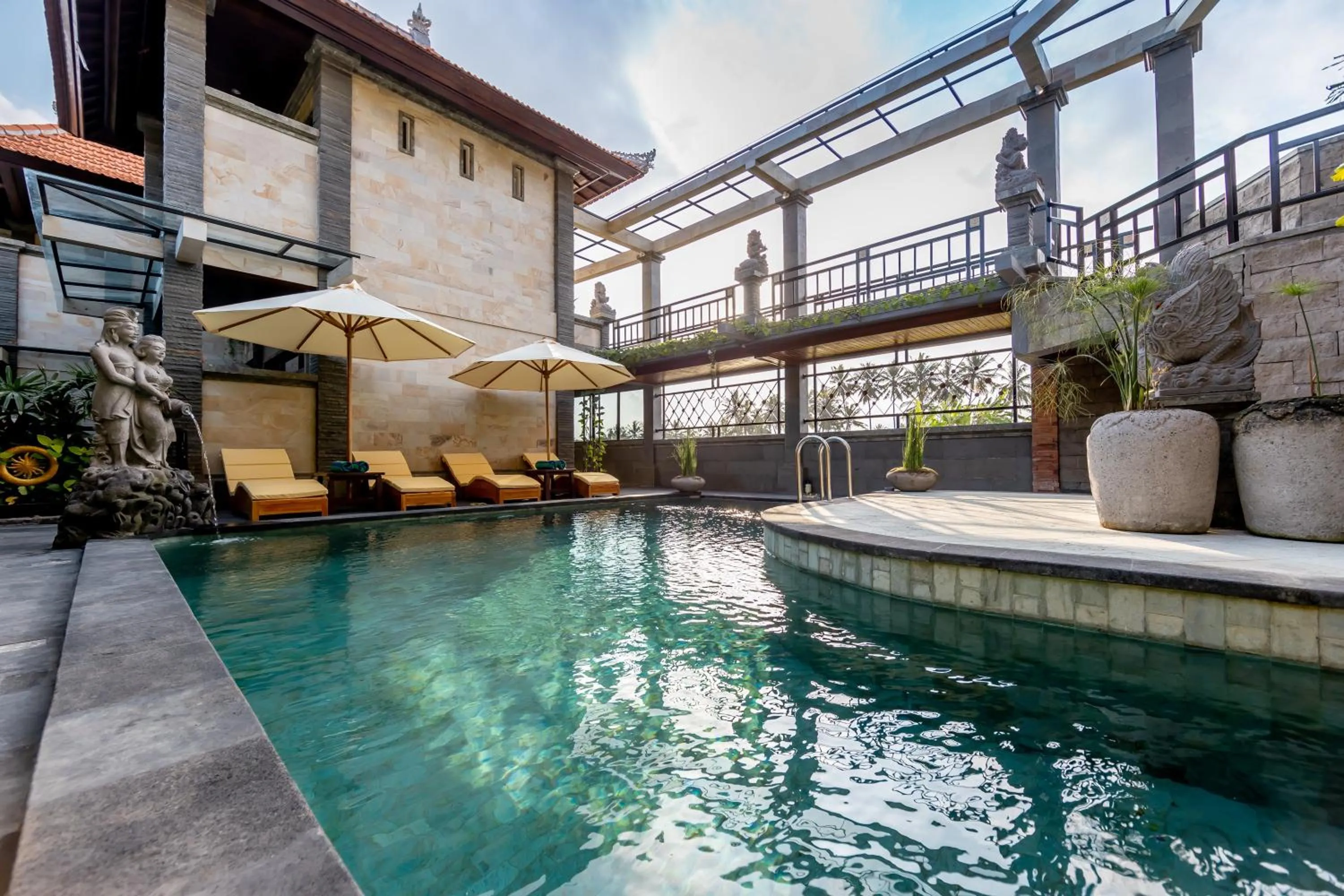 Property building in Juwuk Manis