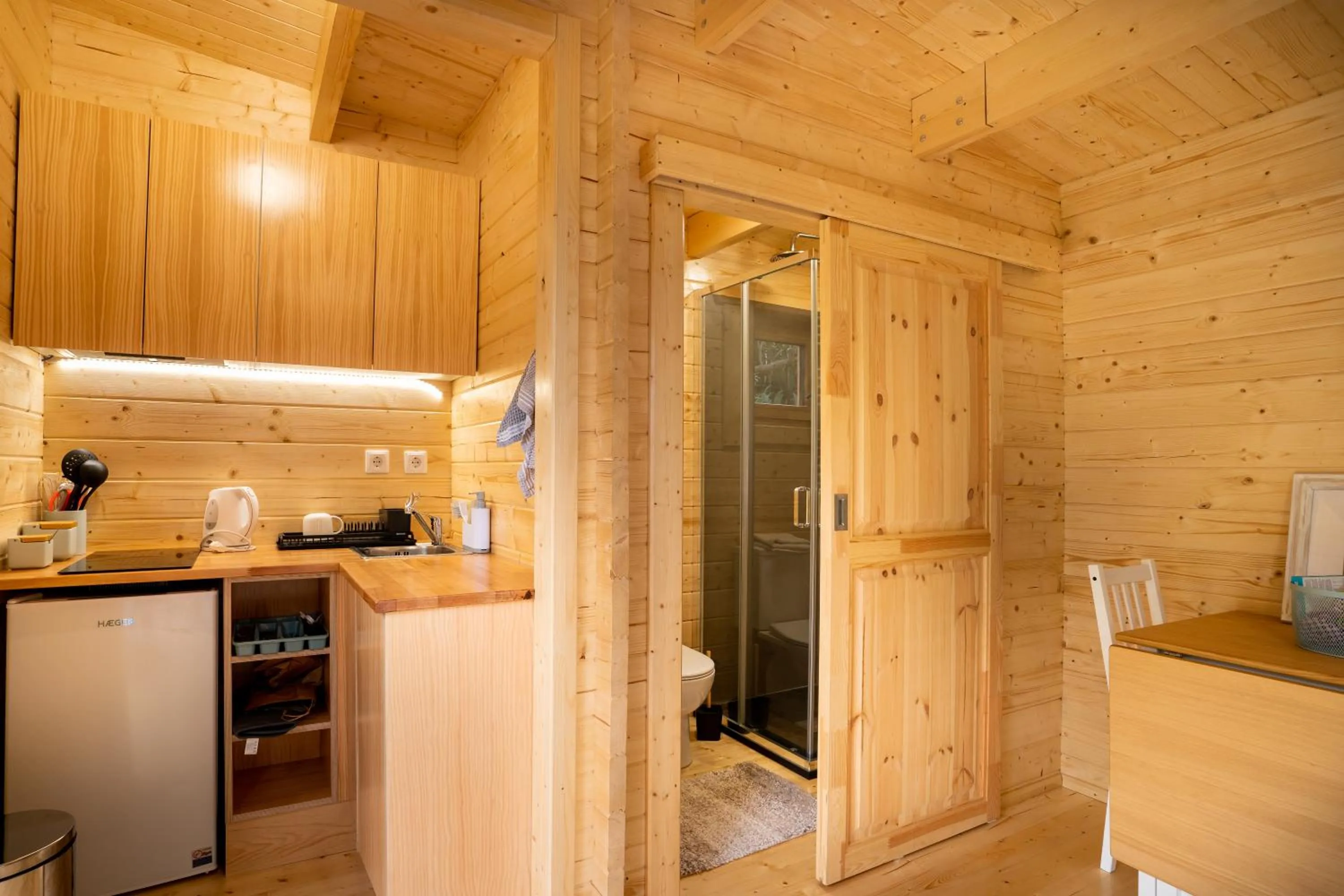 Bathroom in Madeira Surf Lodge