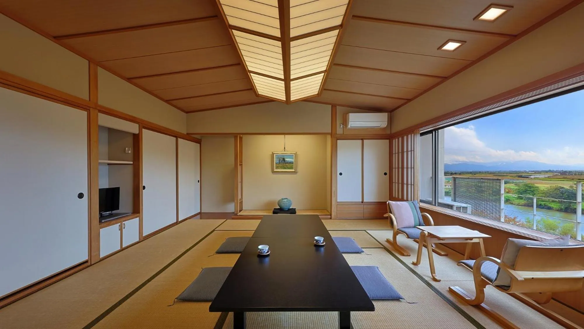 Photo of the whole room in Hotel Symphony Annex Sagae Onsen